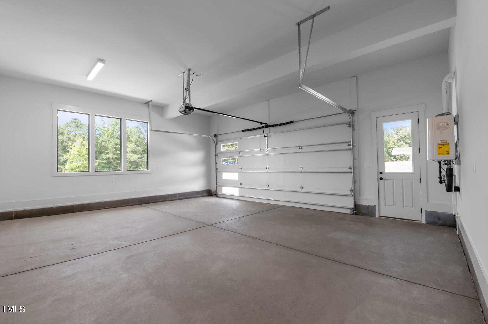 200 Broadleaf Lane