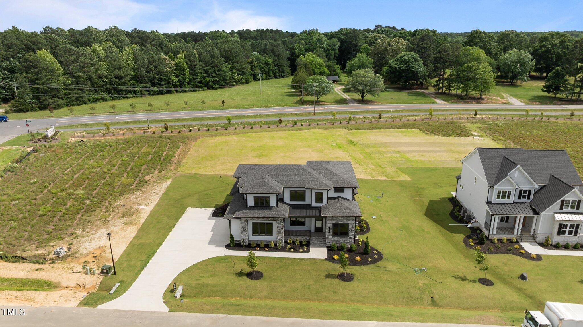 200 Broadleaf Lane