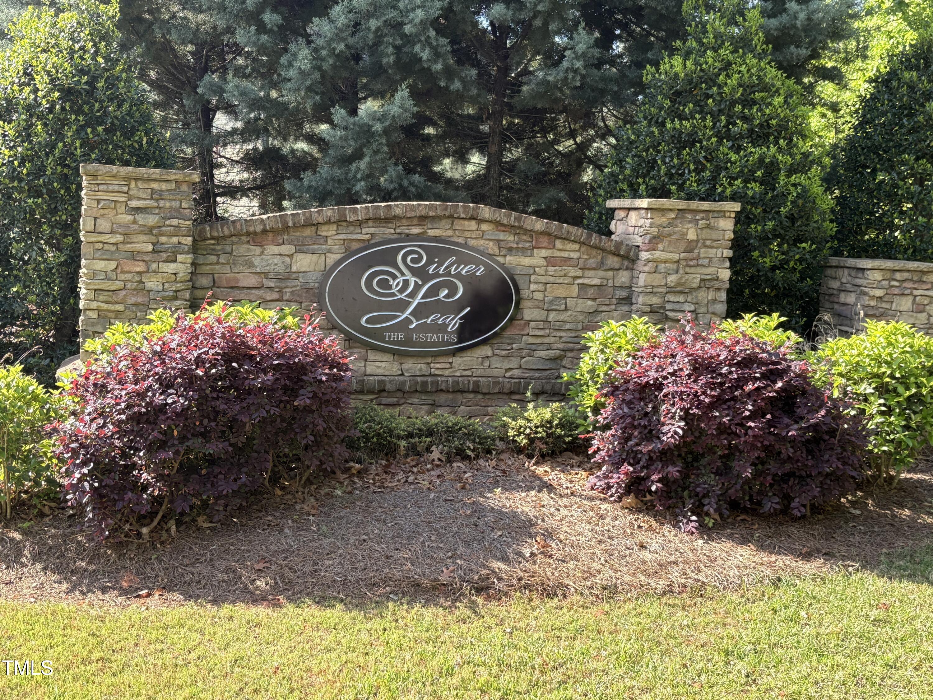 1121 Dovefield Lane
