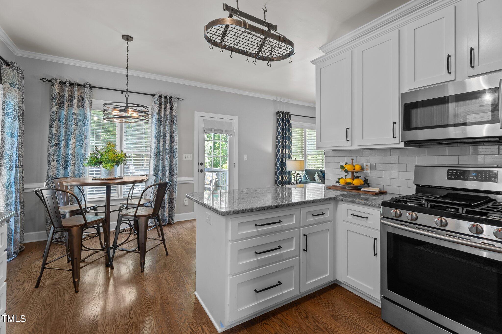 535 W Holding Avenue