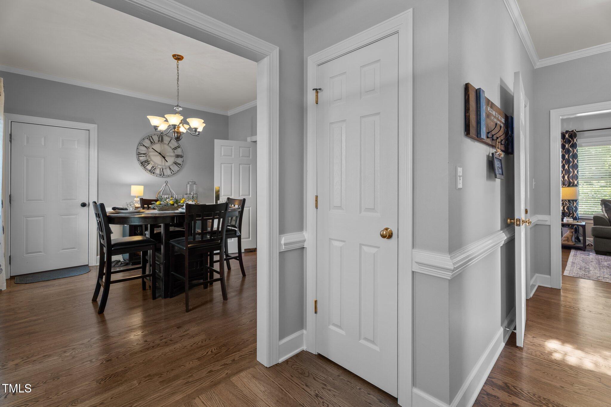 535 W Holding Avenue
