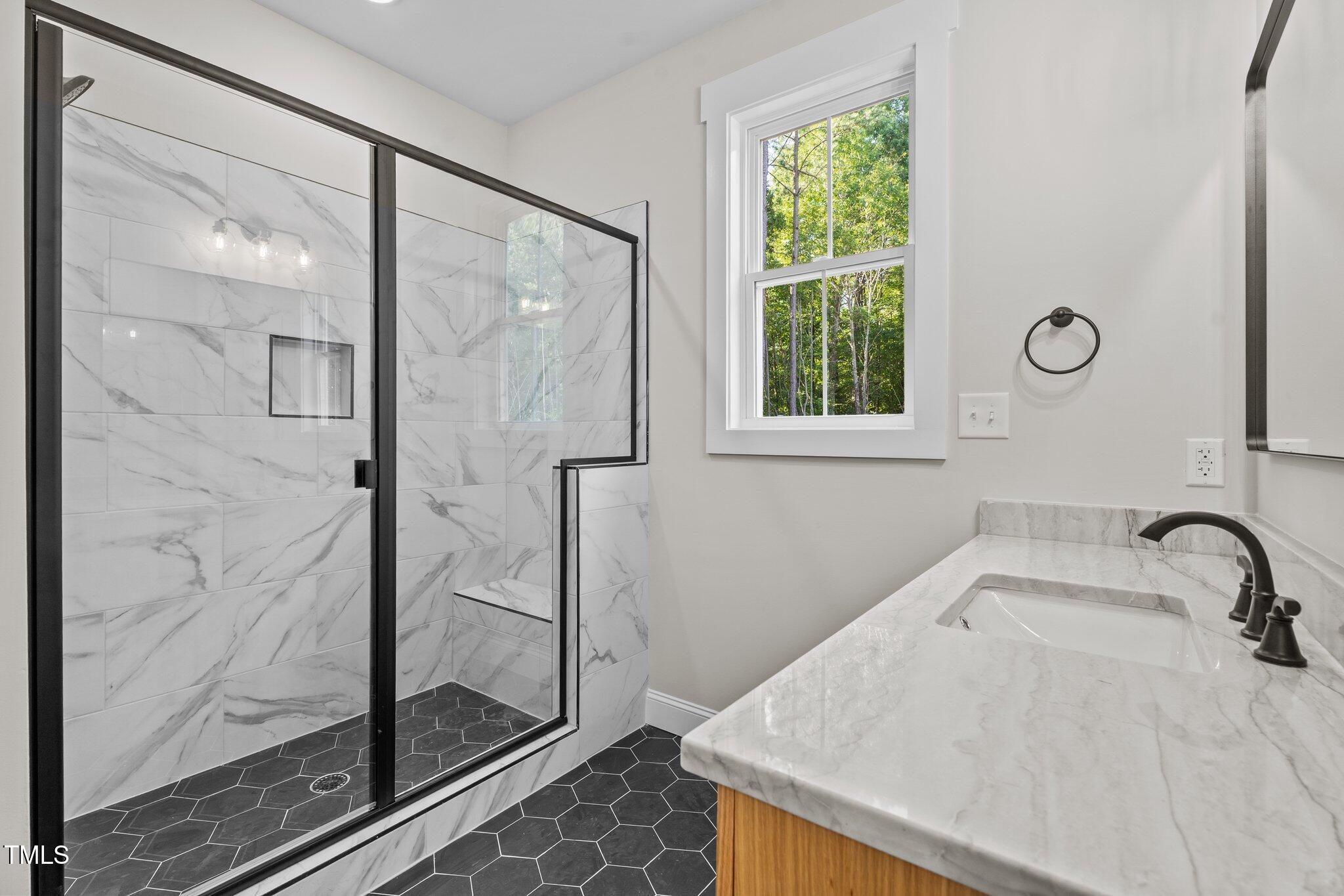 60 Stream View Way