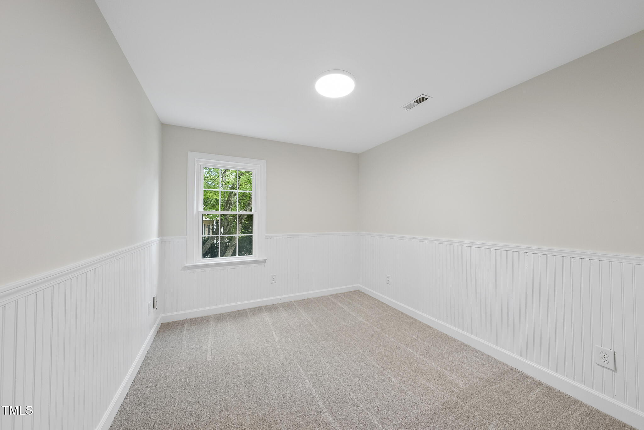 103 Oxford Circle