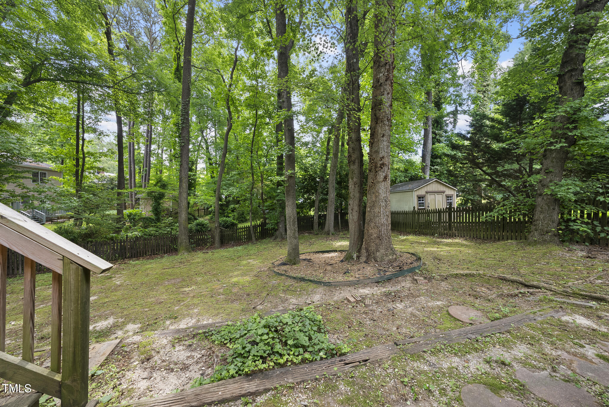 103 Oxford Circle