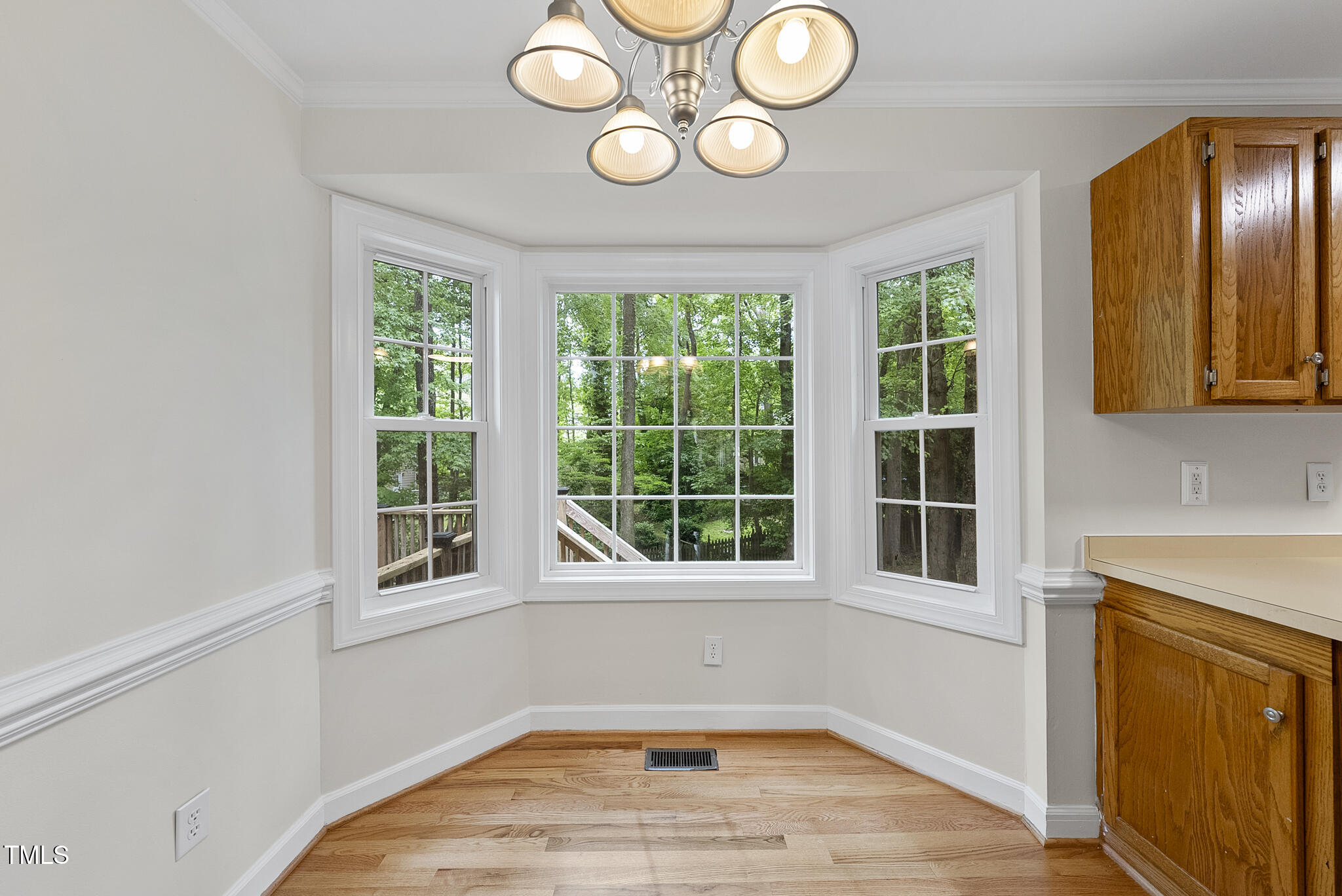 103 Oxford Circle