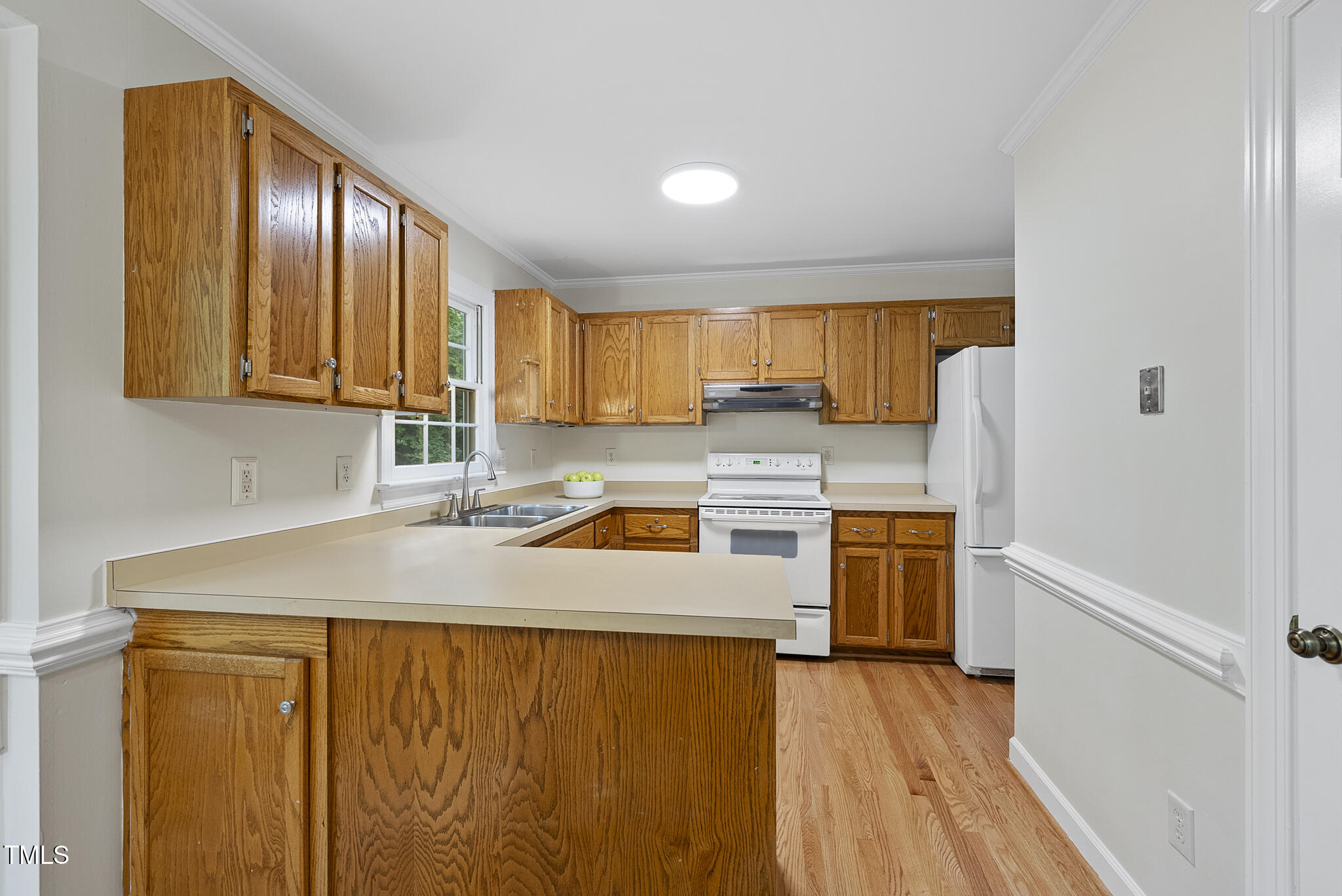 103 Oxford Circle