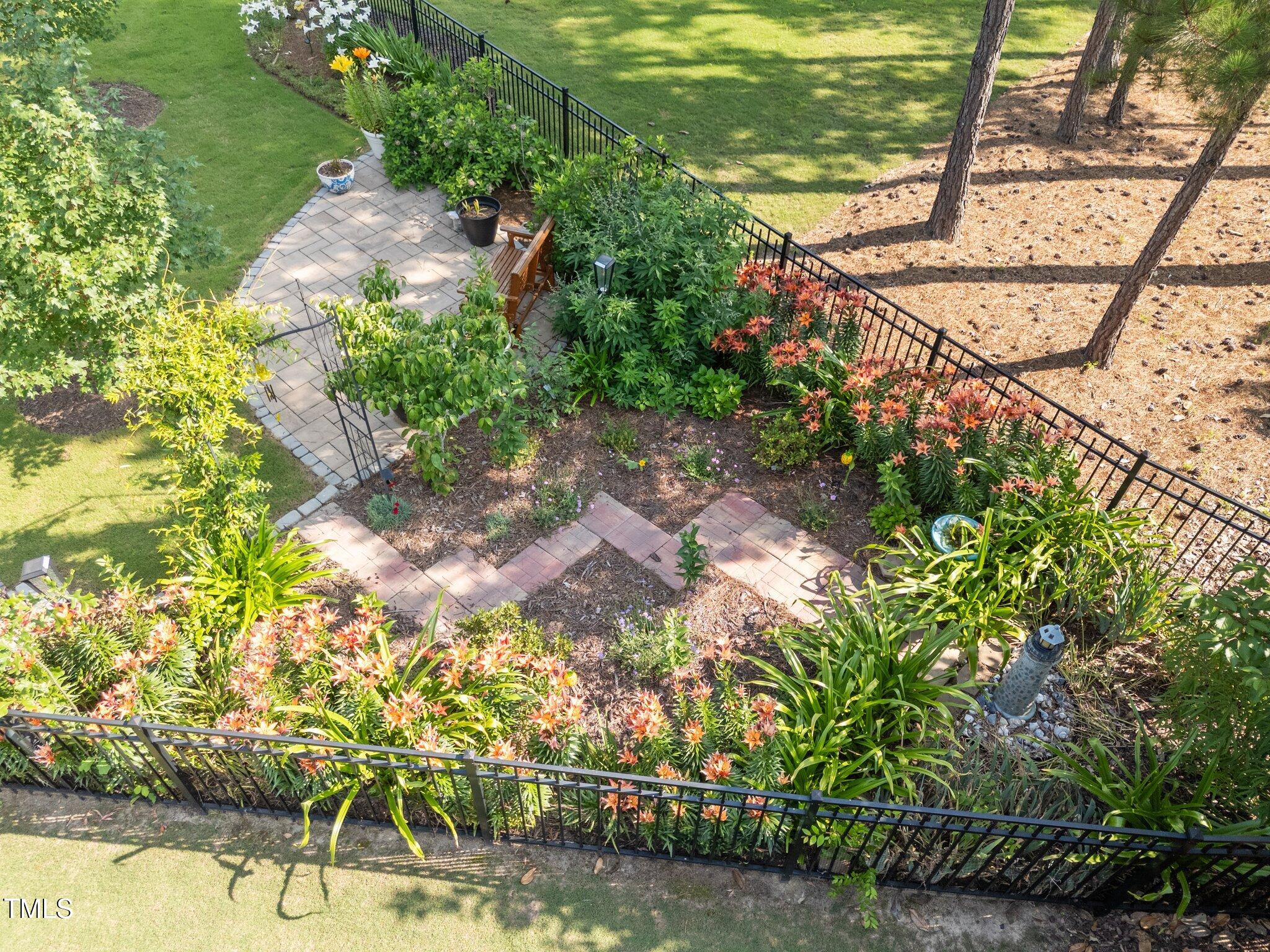 461 Cedar Pond Court