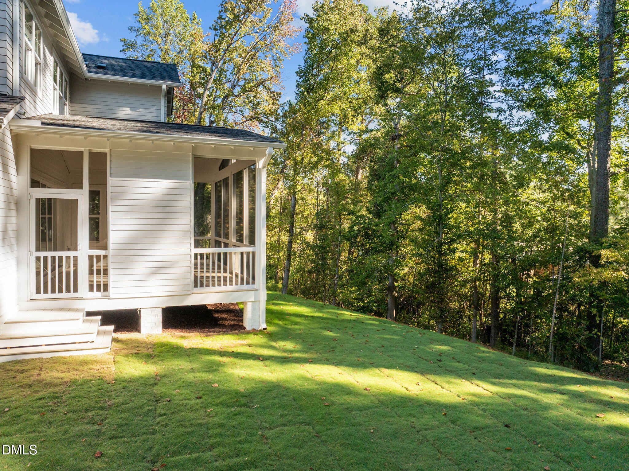 1701 Burnette Garden Path