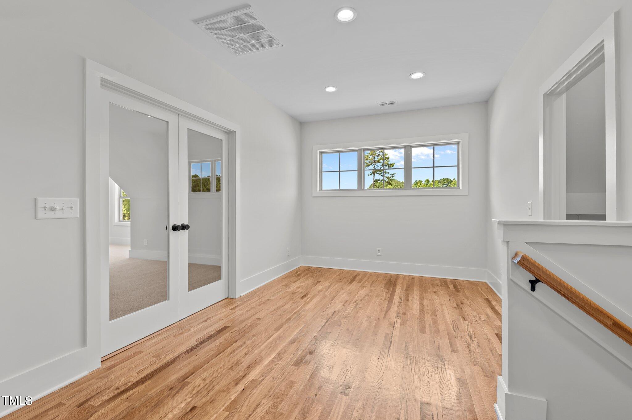 120 Firefly Lane