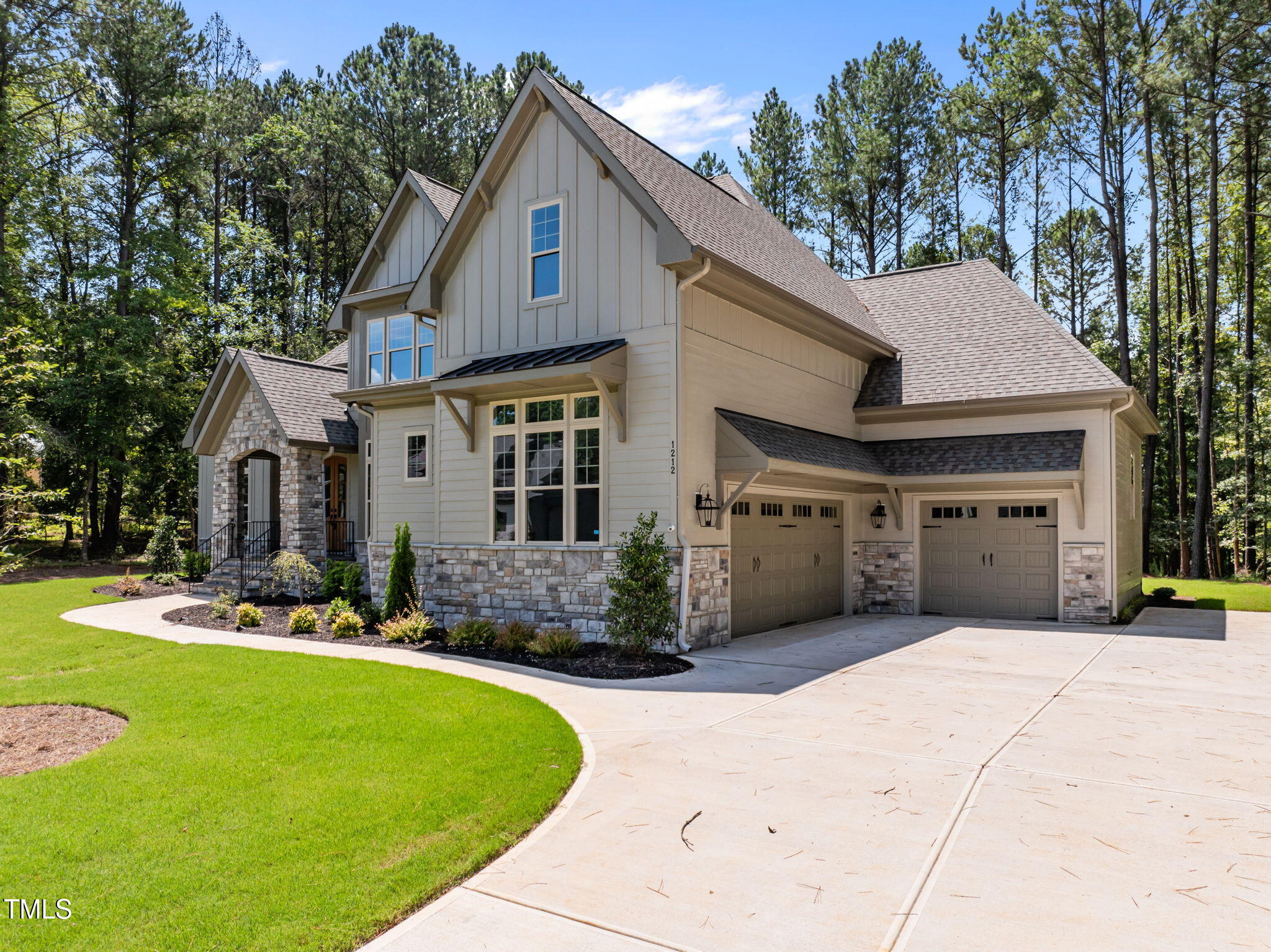 1212 Perry Bluff Drive