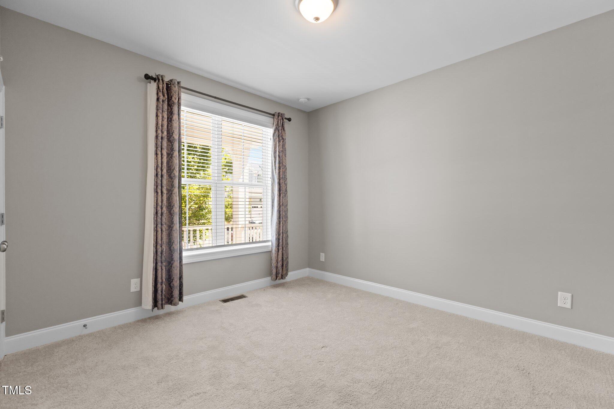 1000 Groveview Wynd