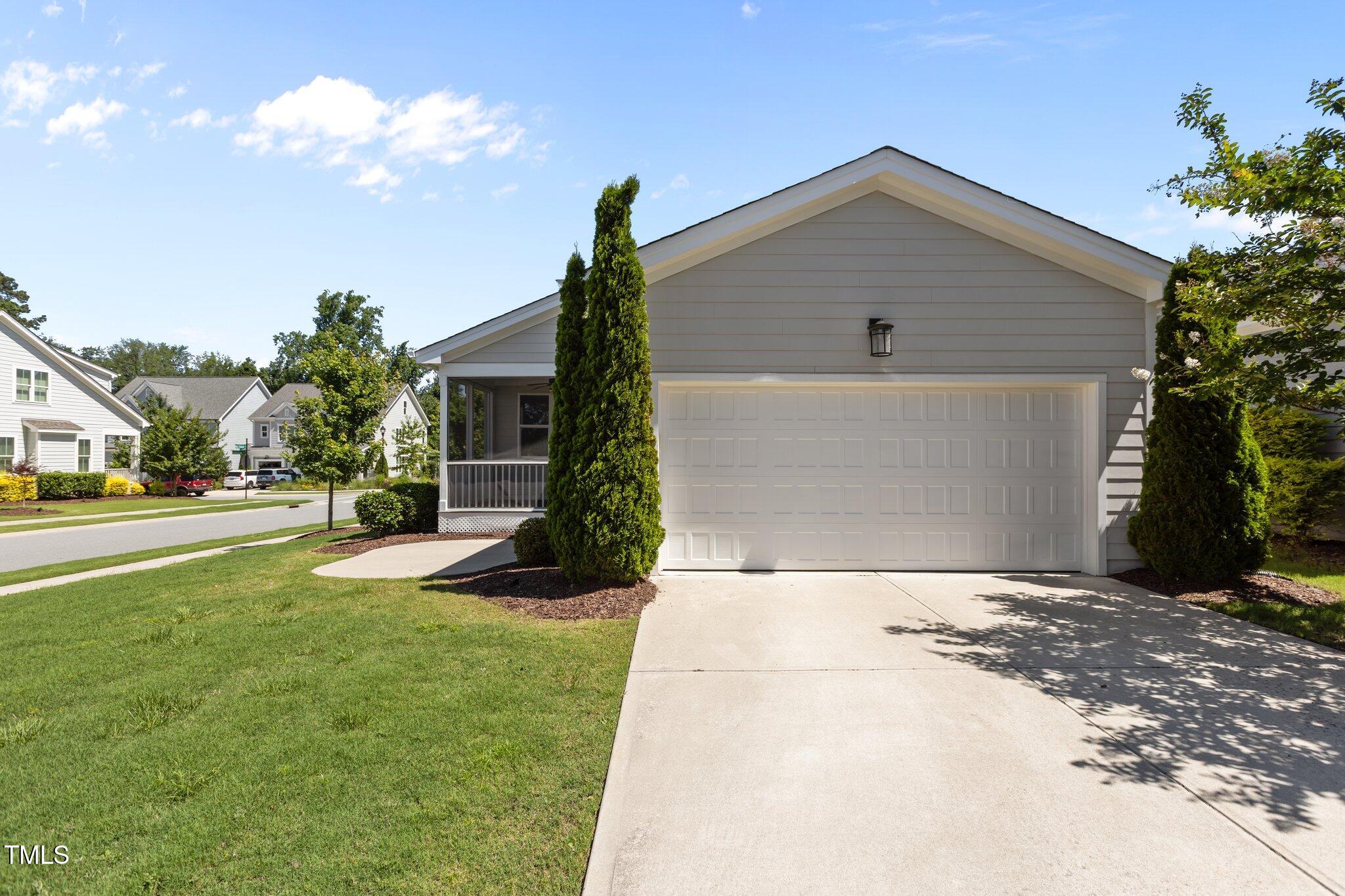 1000 Groveview Wynd