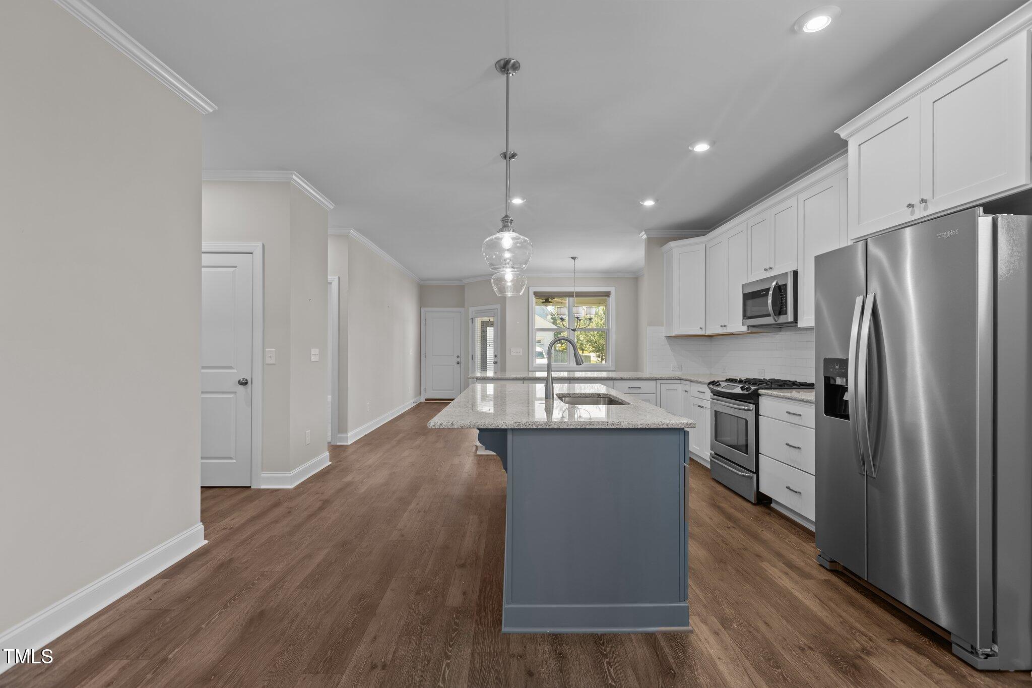 1000 Groveview Wynd