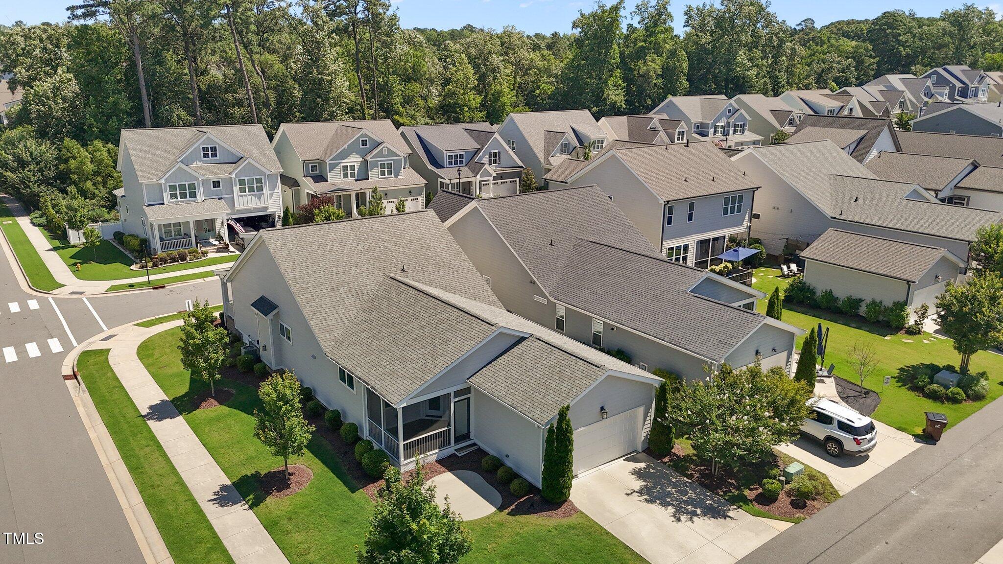 1000 Groveview Wynd