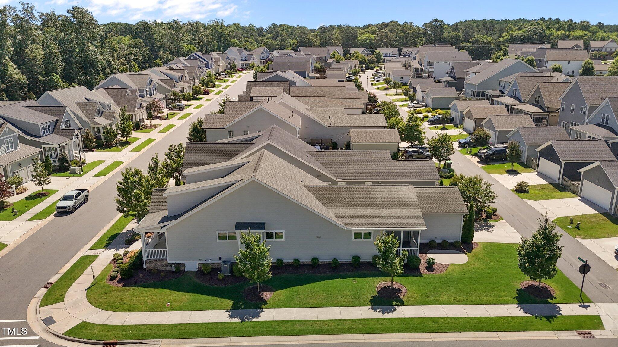 1000 Groveview Wynd