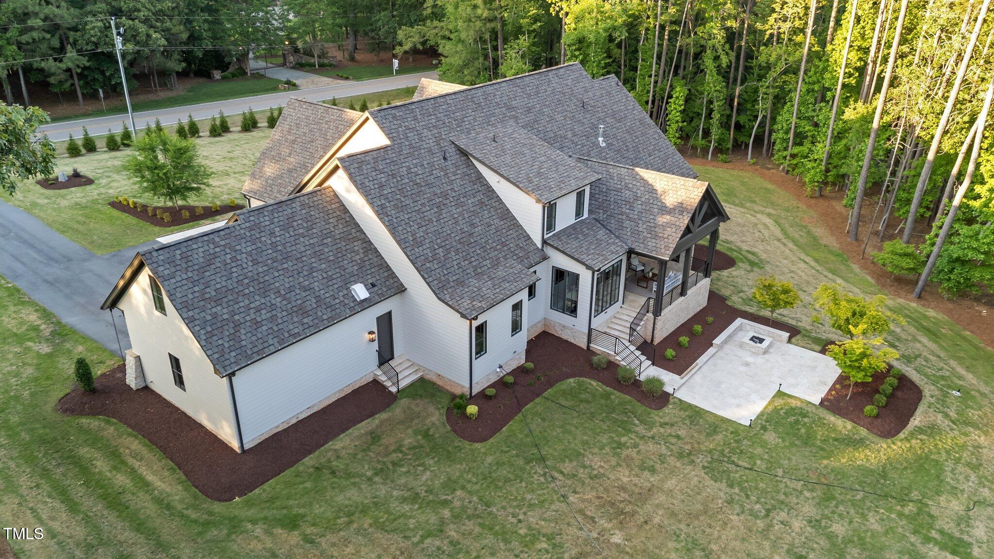 15517 Possum Track Road