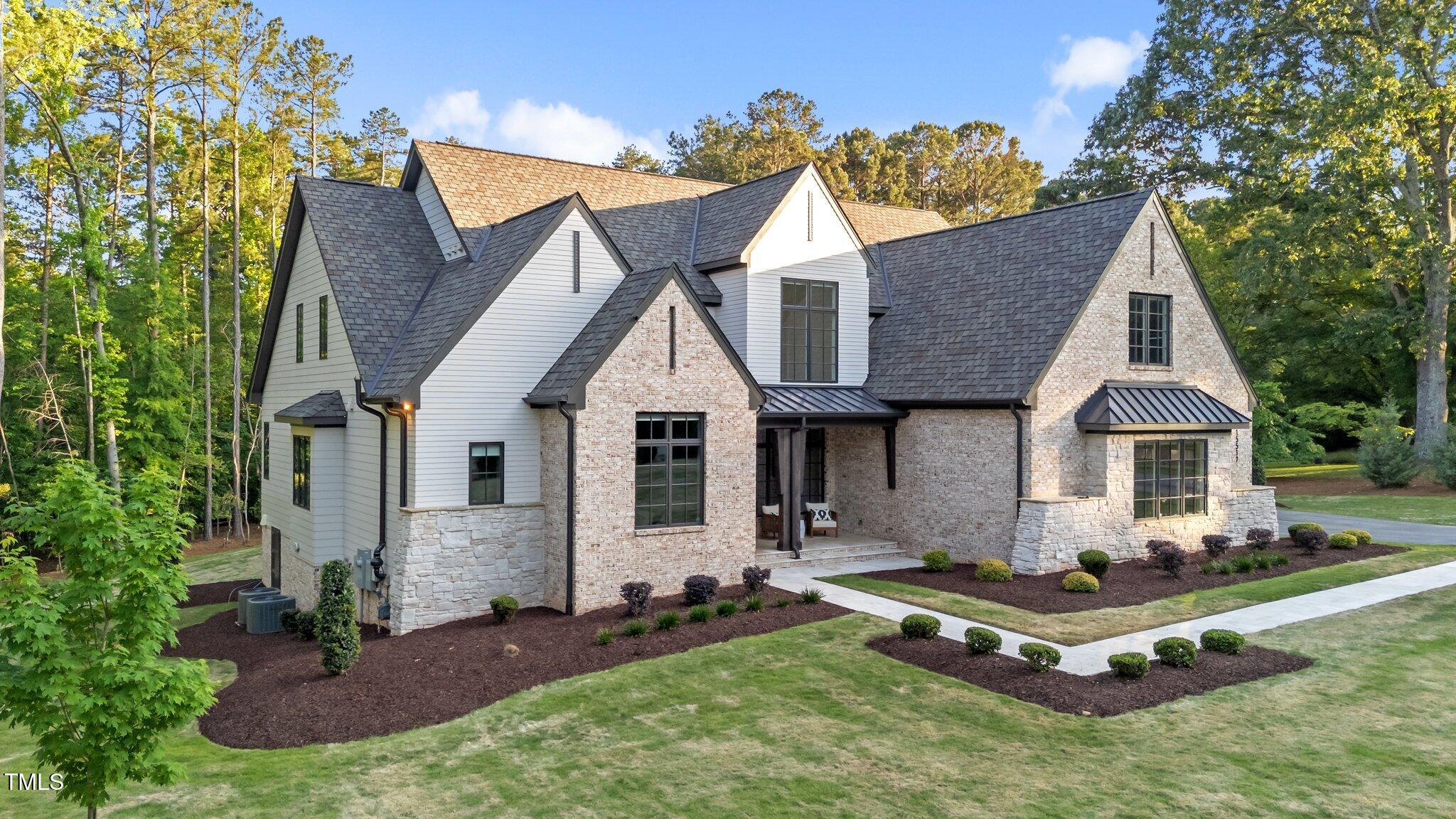 15517 Possum Track Road