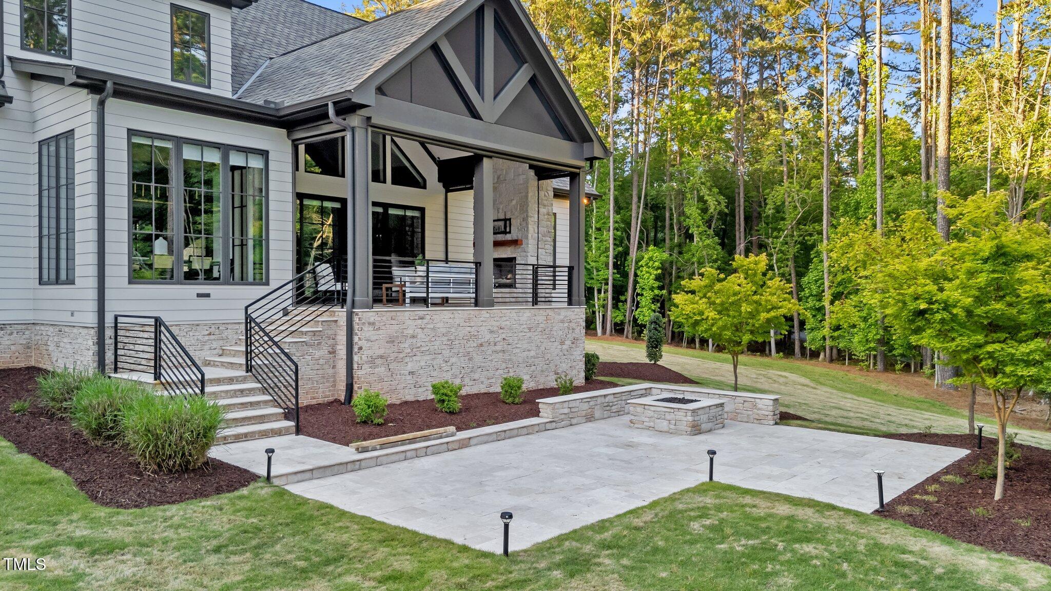 15517 Possum Track Road