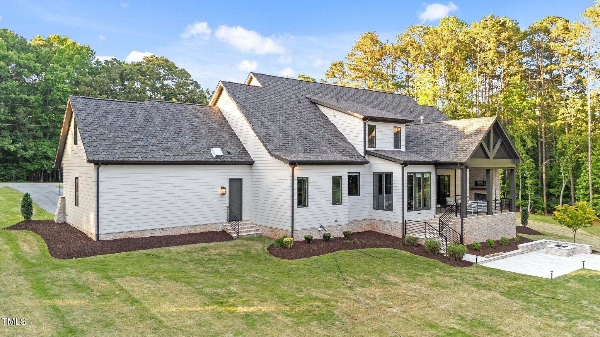 15517 Possum Track Road