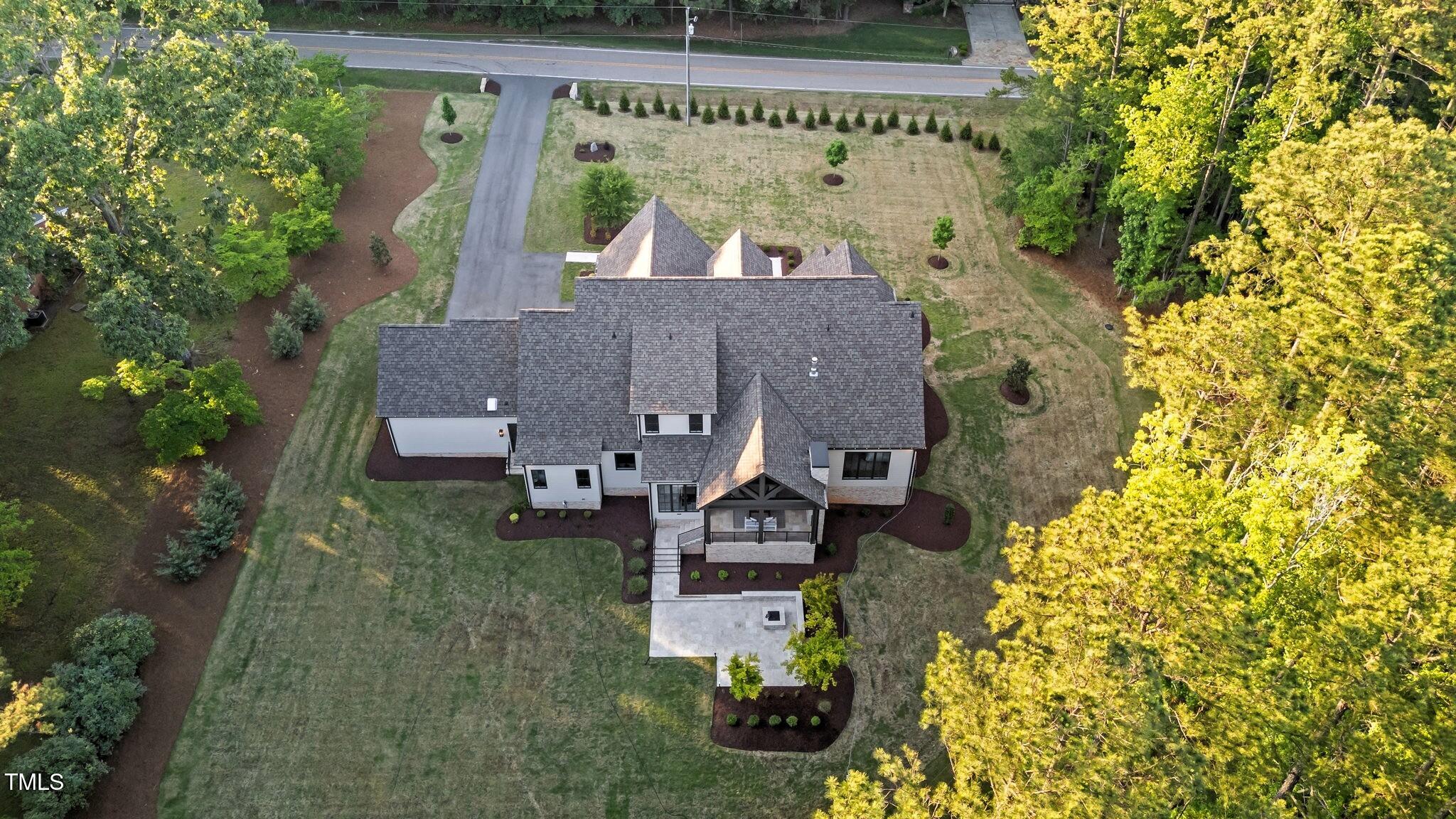 15517 Possum Track Road