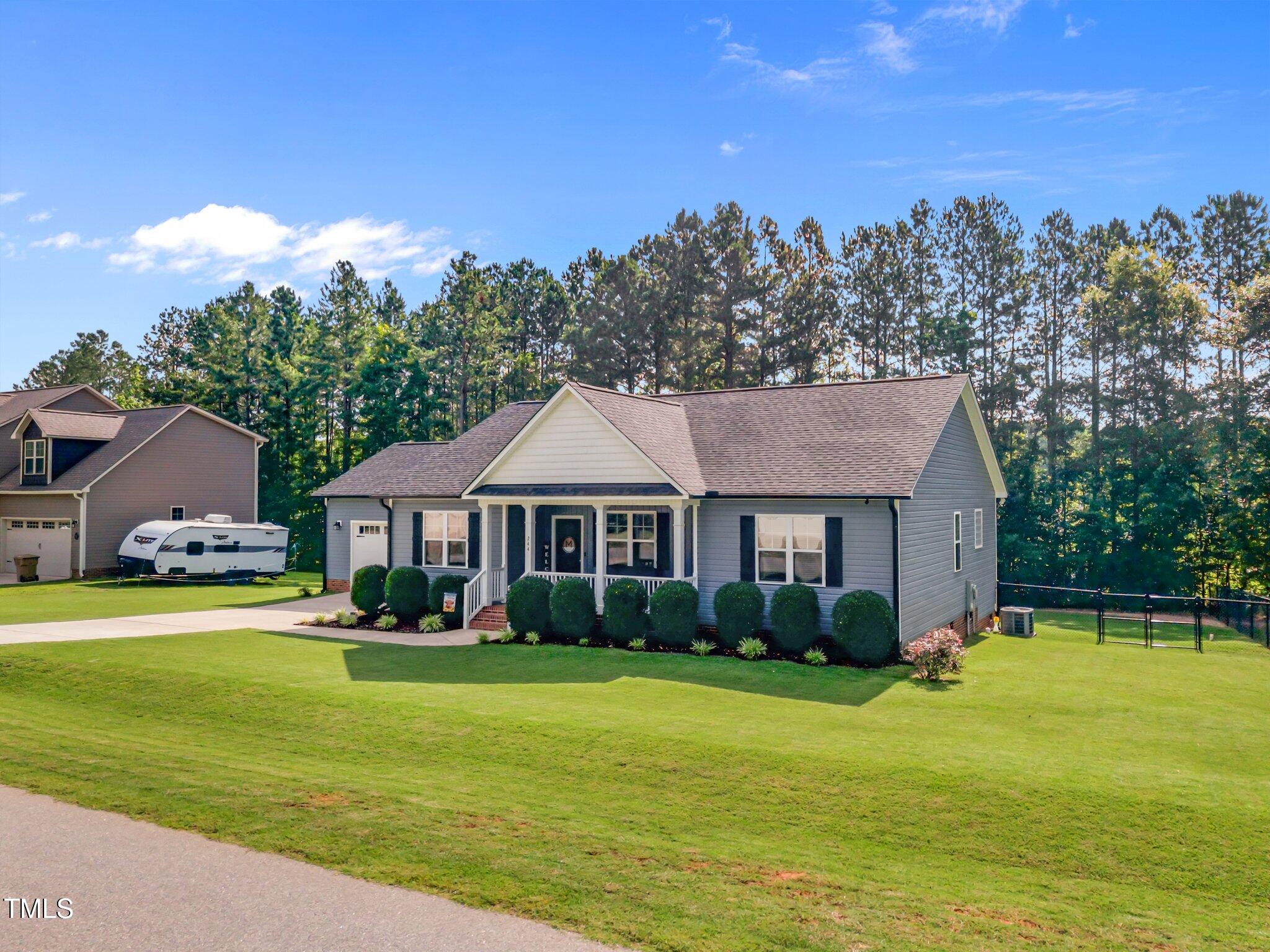 244 Lasswade Court