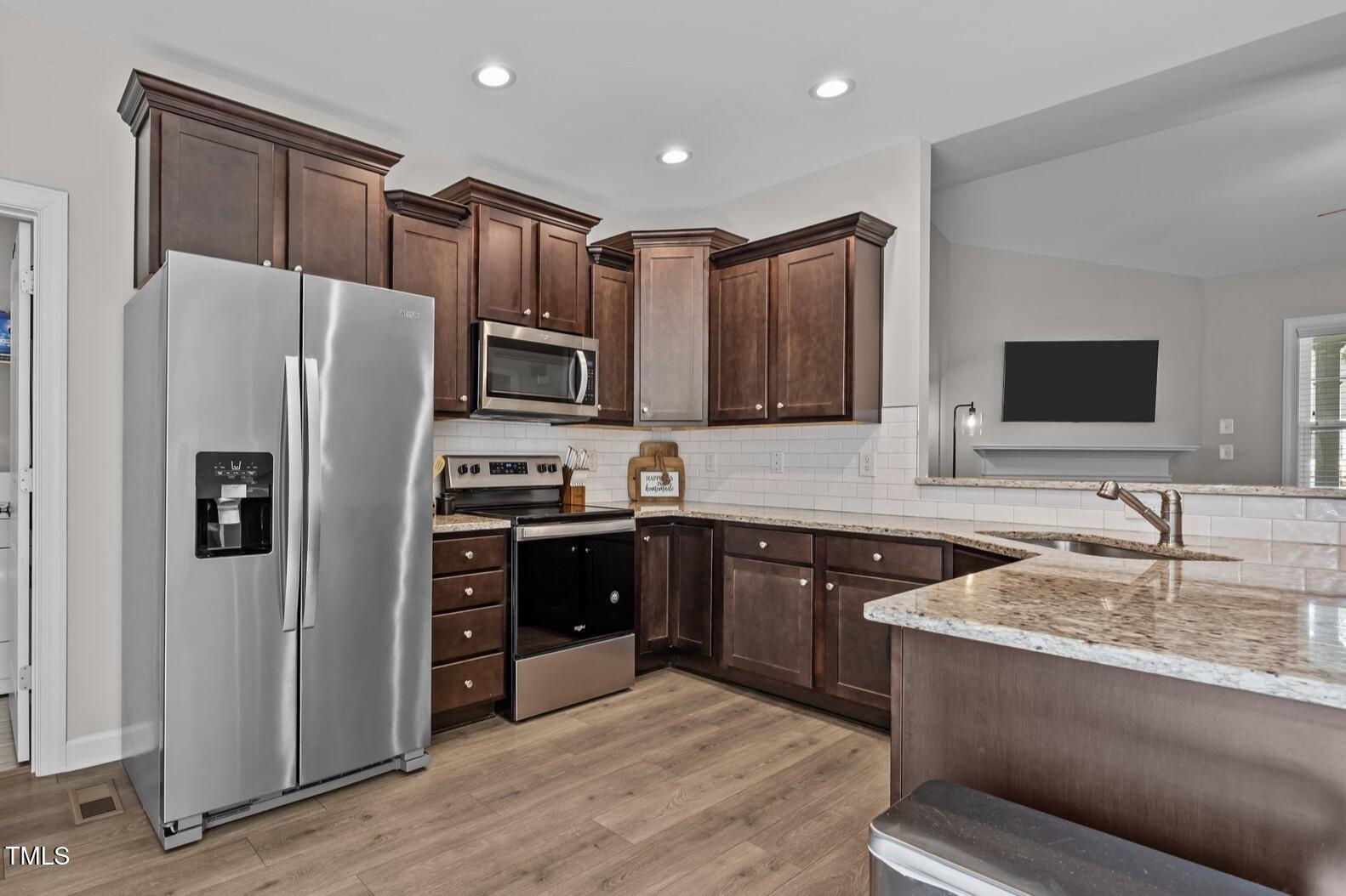244 Lasswade Court