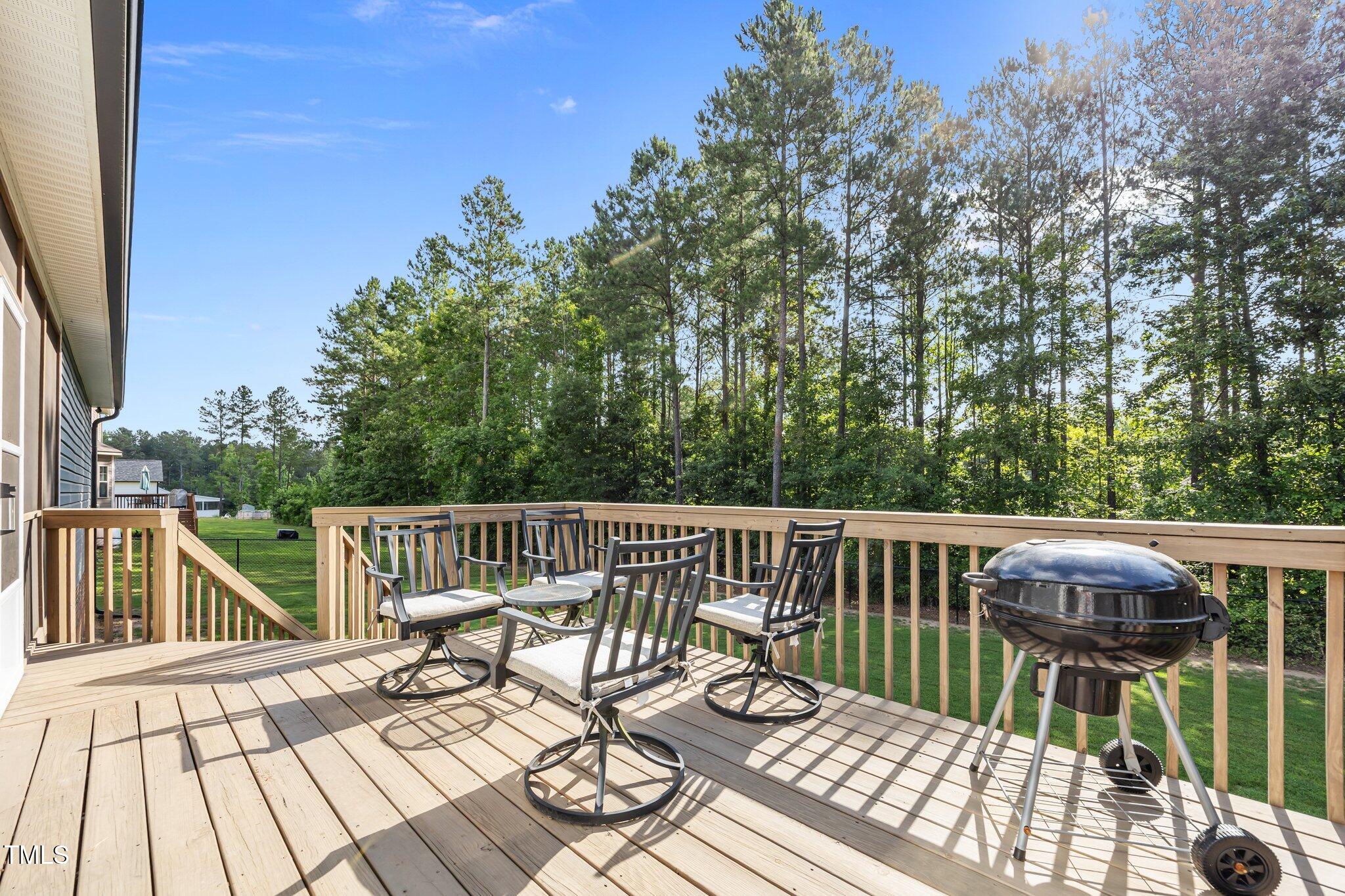 244 Lasswade Court