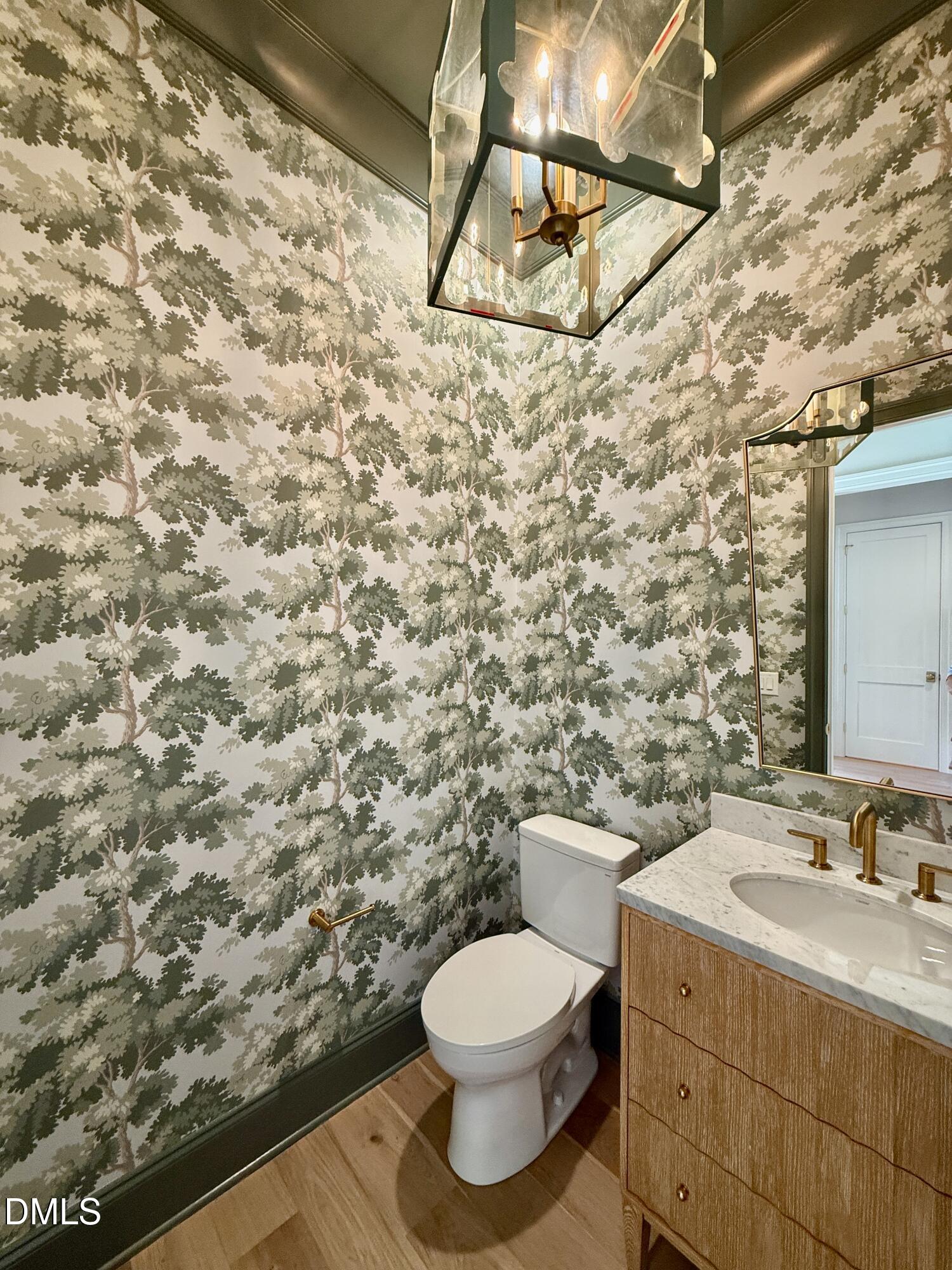 1229 Dixie Trail