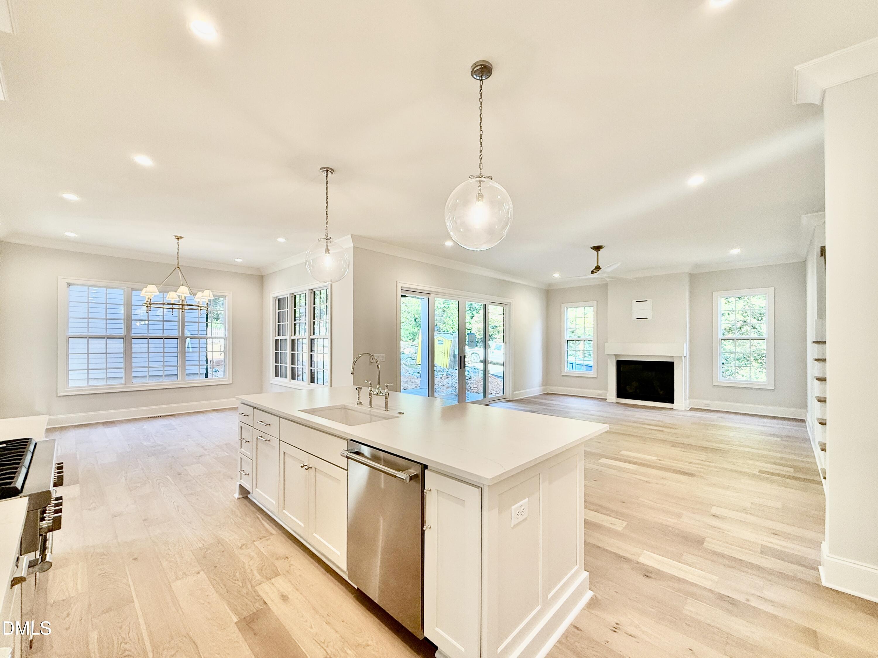 1229 Dixie Trail