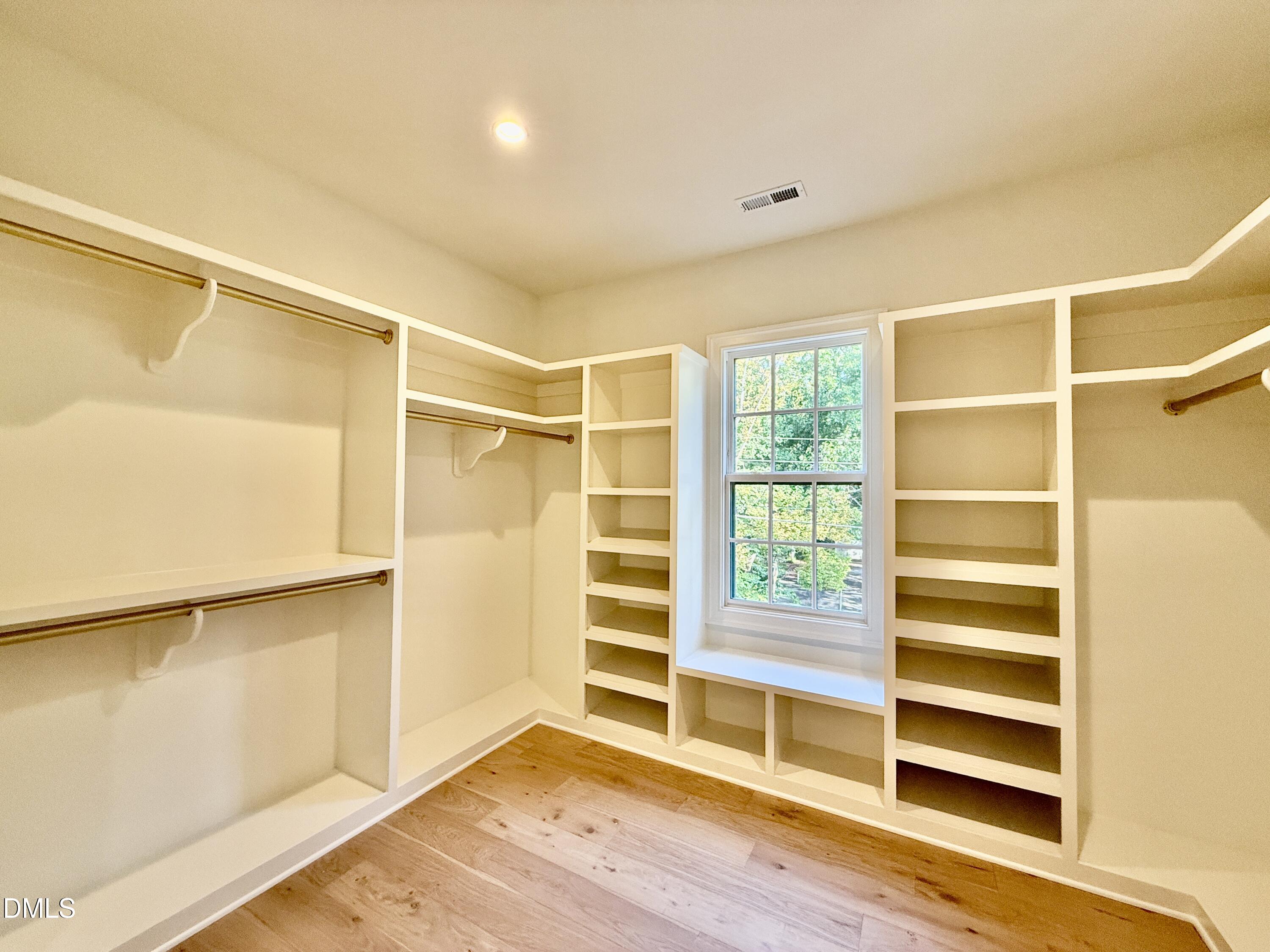 1229 Dixie Trail