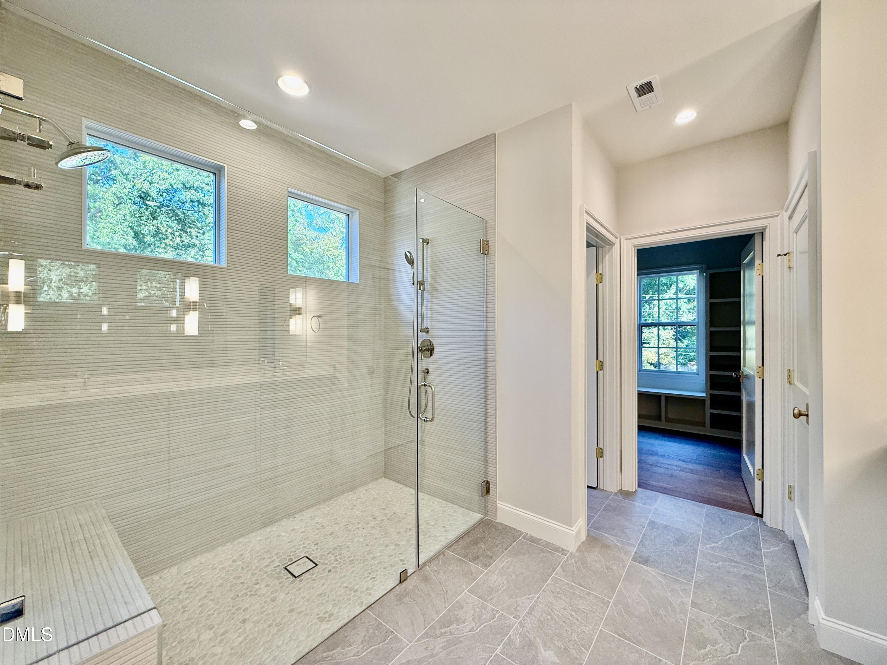 1229 Dixie Trail