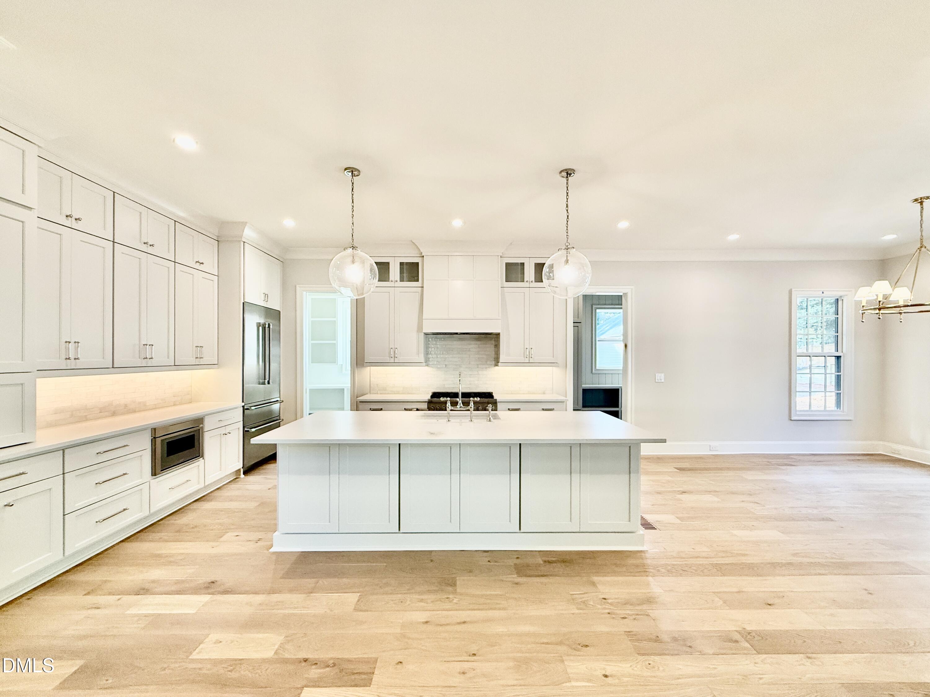 1229 Dixie Trail