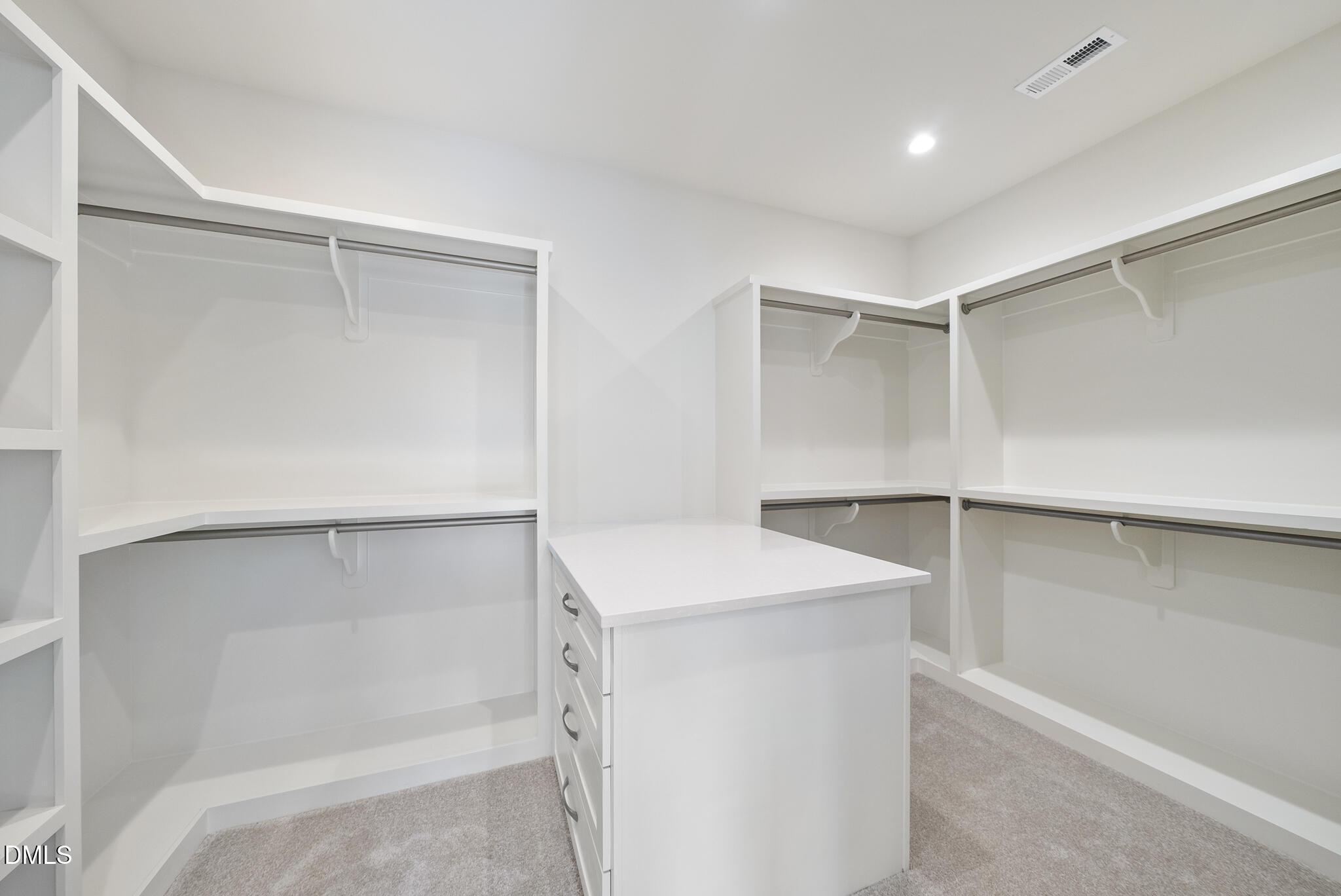 1225 Dixie Trail