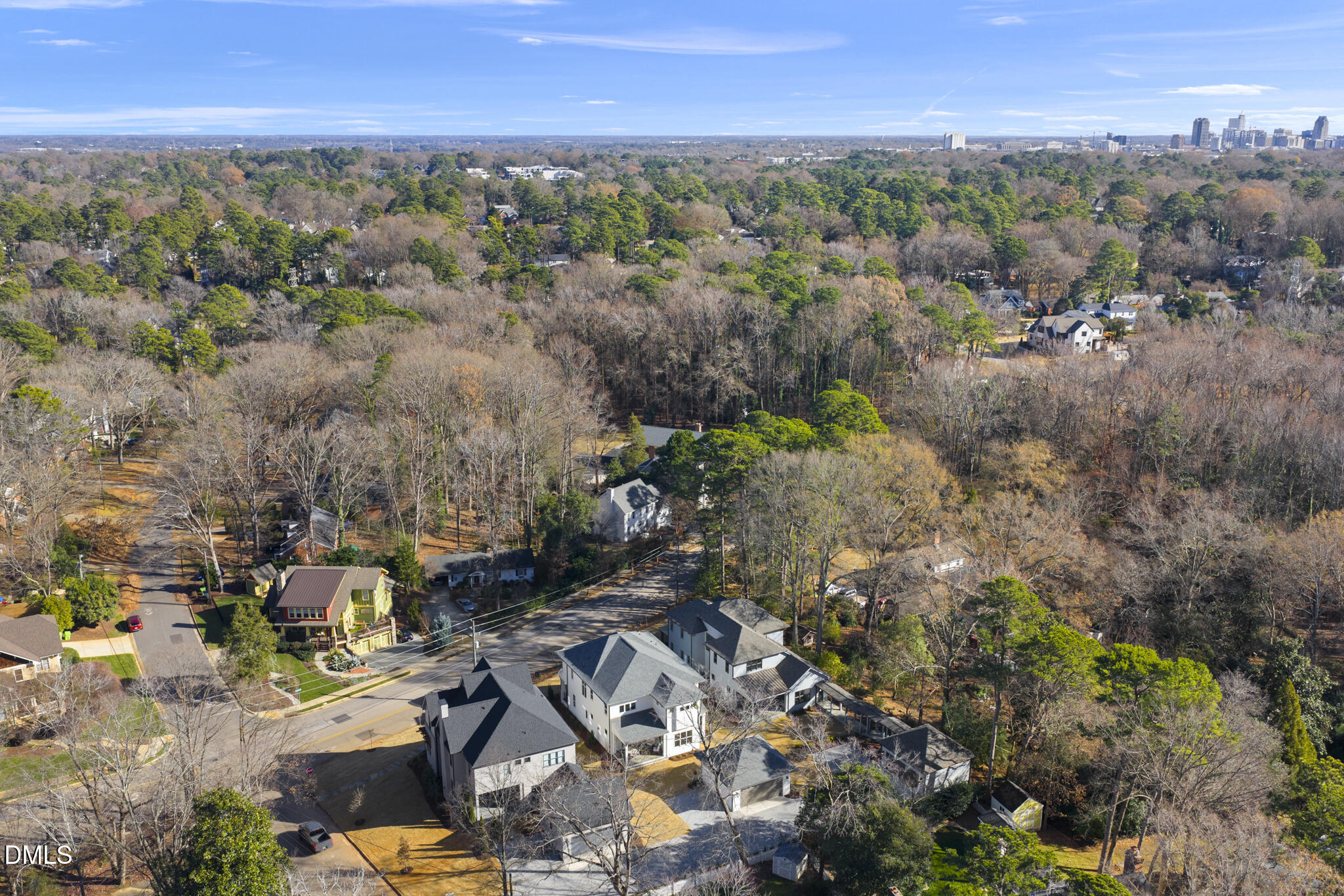 1225 Dixie Trail