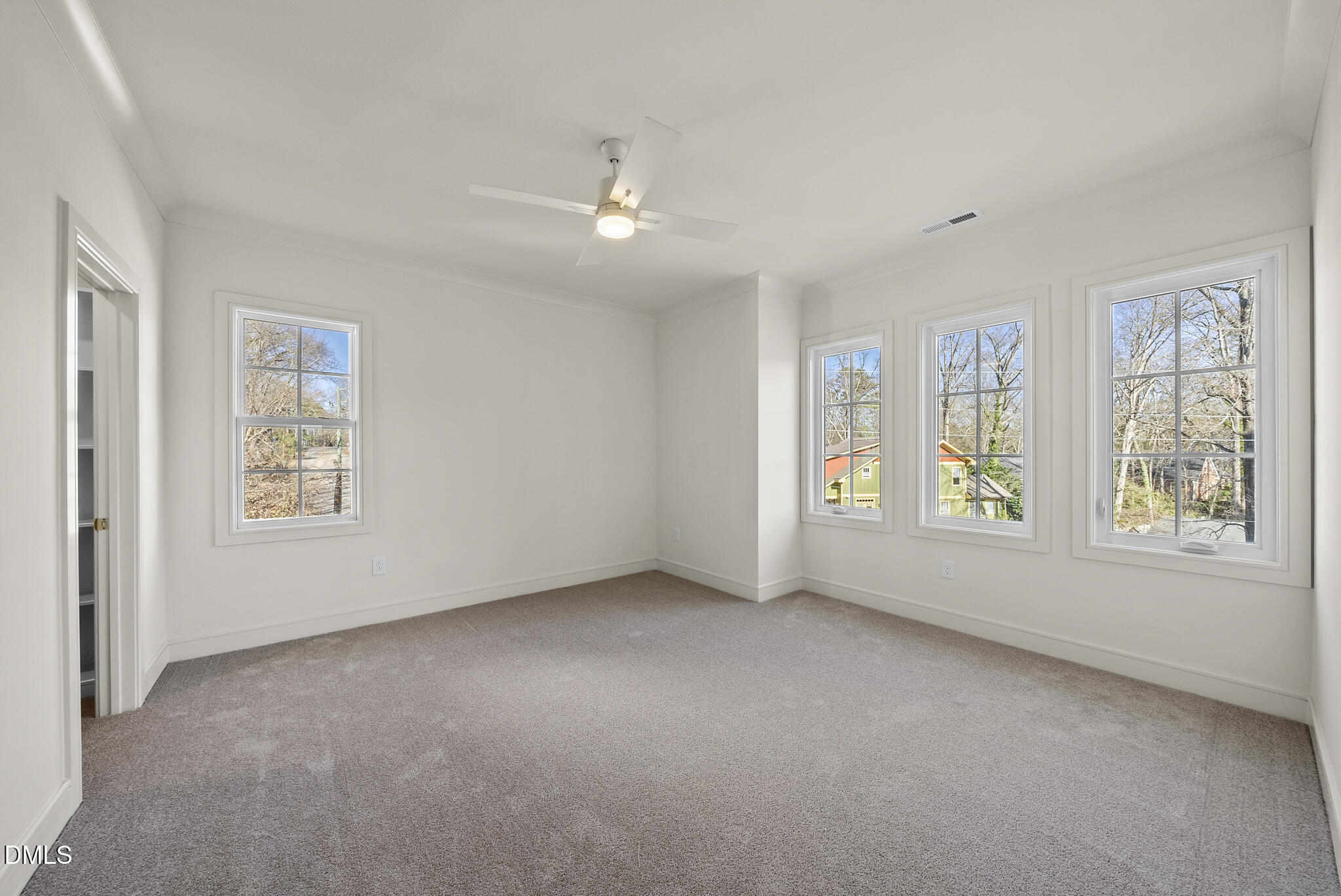 1225 Dixie Trail