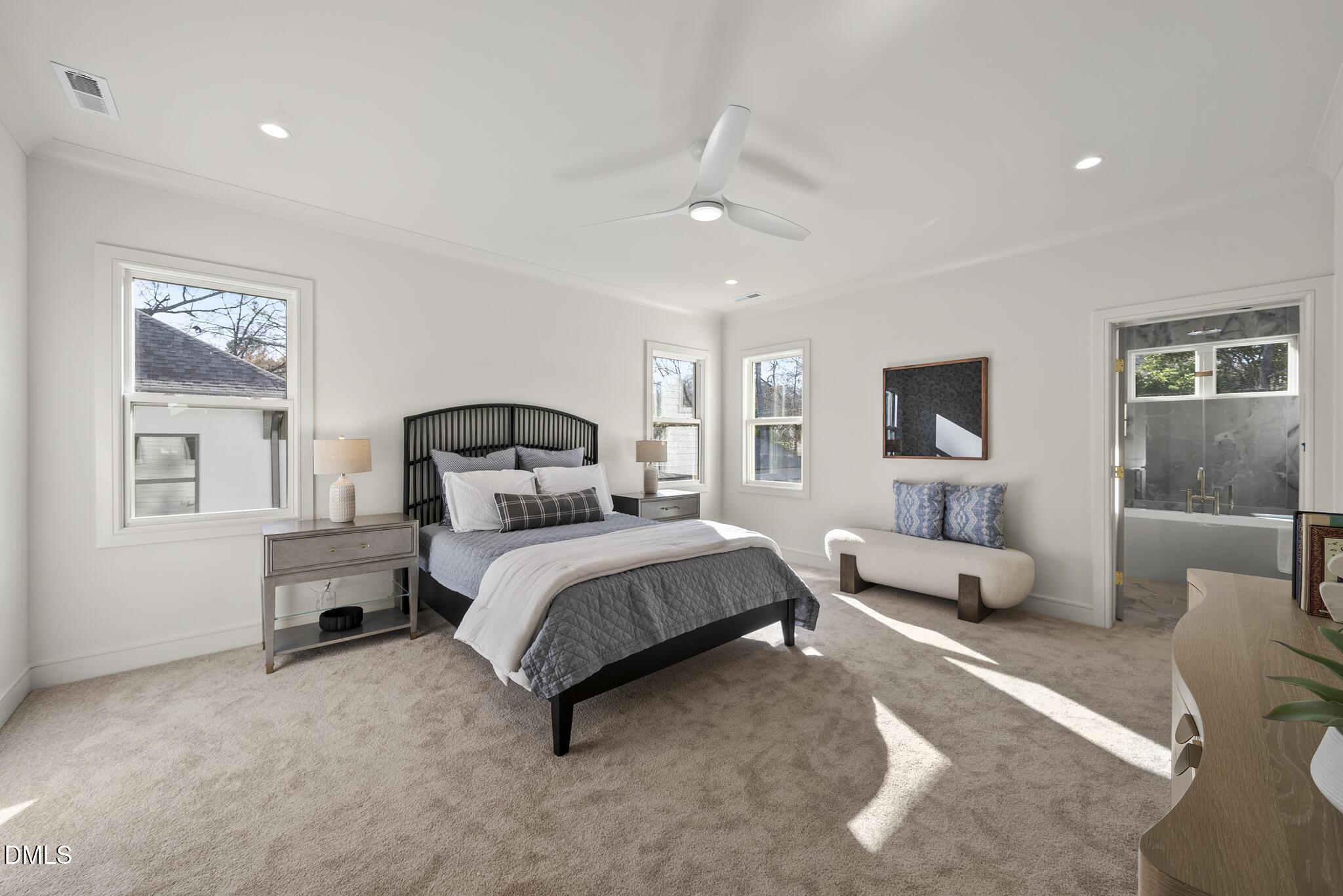 1225 Dixie Trail