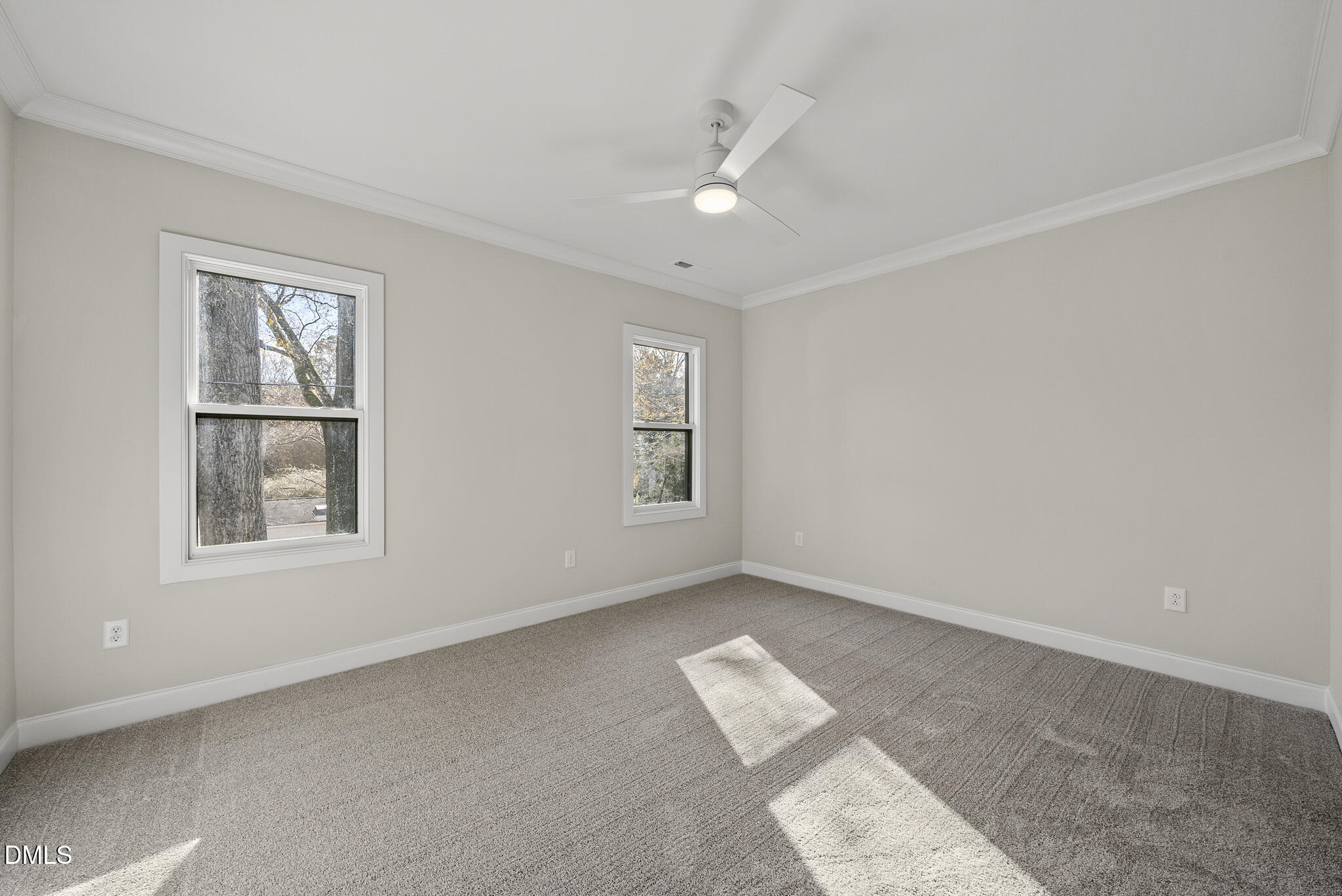 1221 Dixie Trail