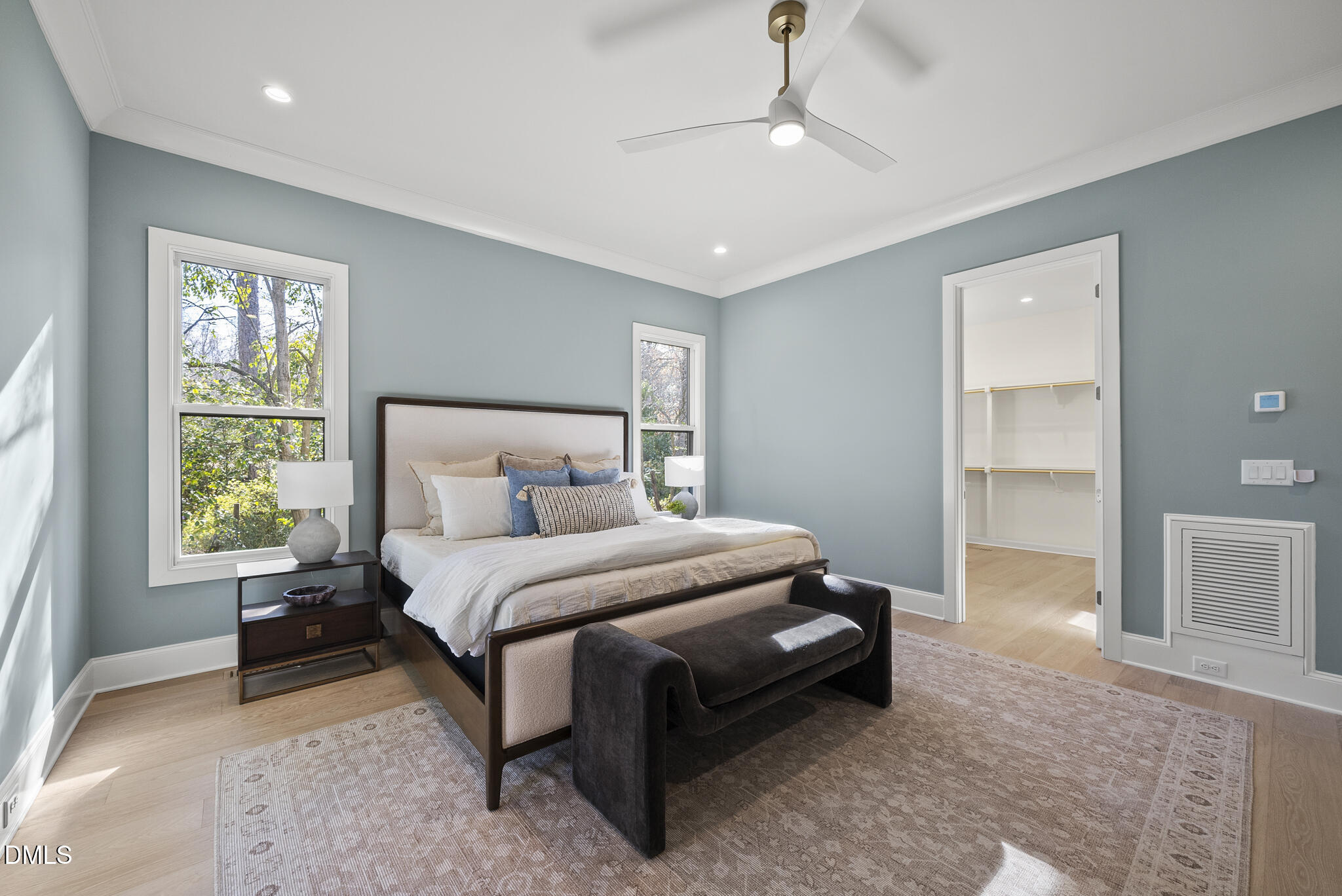 1221 Dixie Trail
