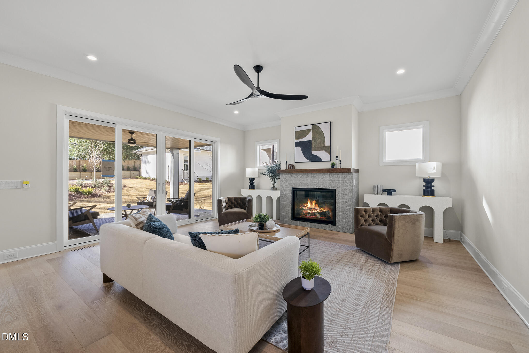 1221 Dixie Trail