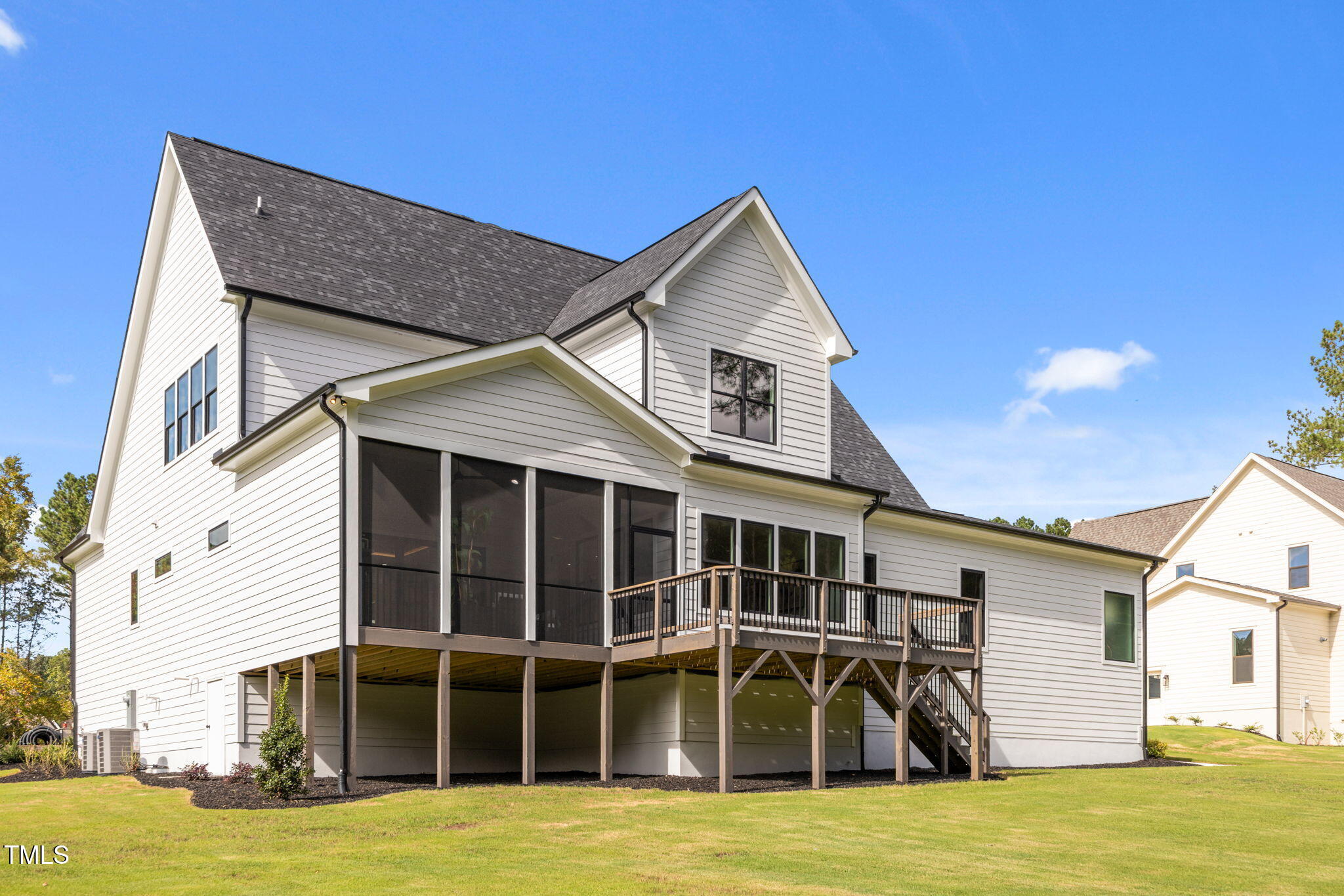 1112 Delilia Lane