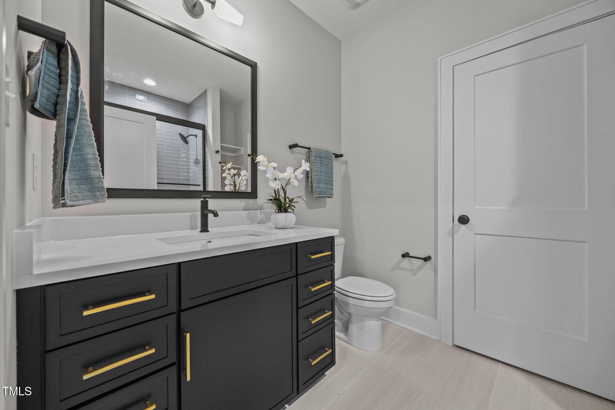 1112 Delilia Lane