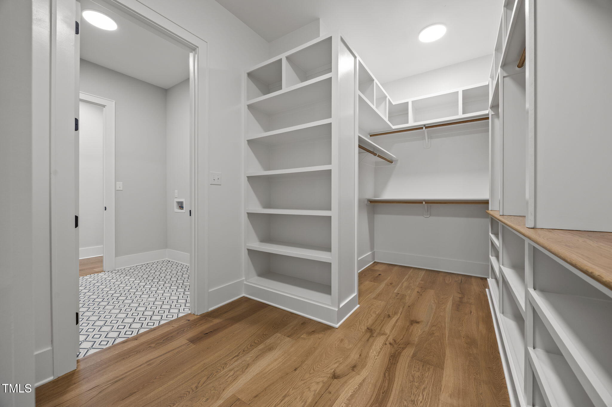1112 Delilia Lane