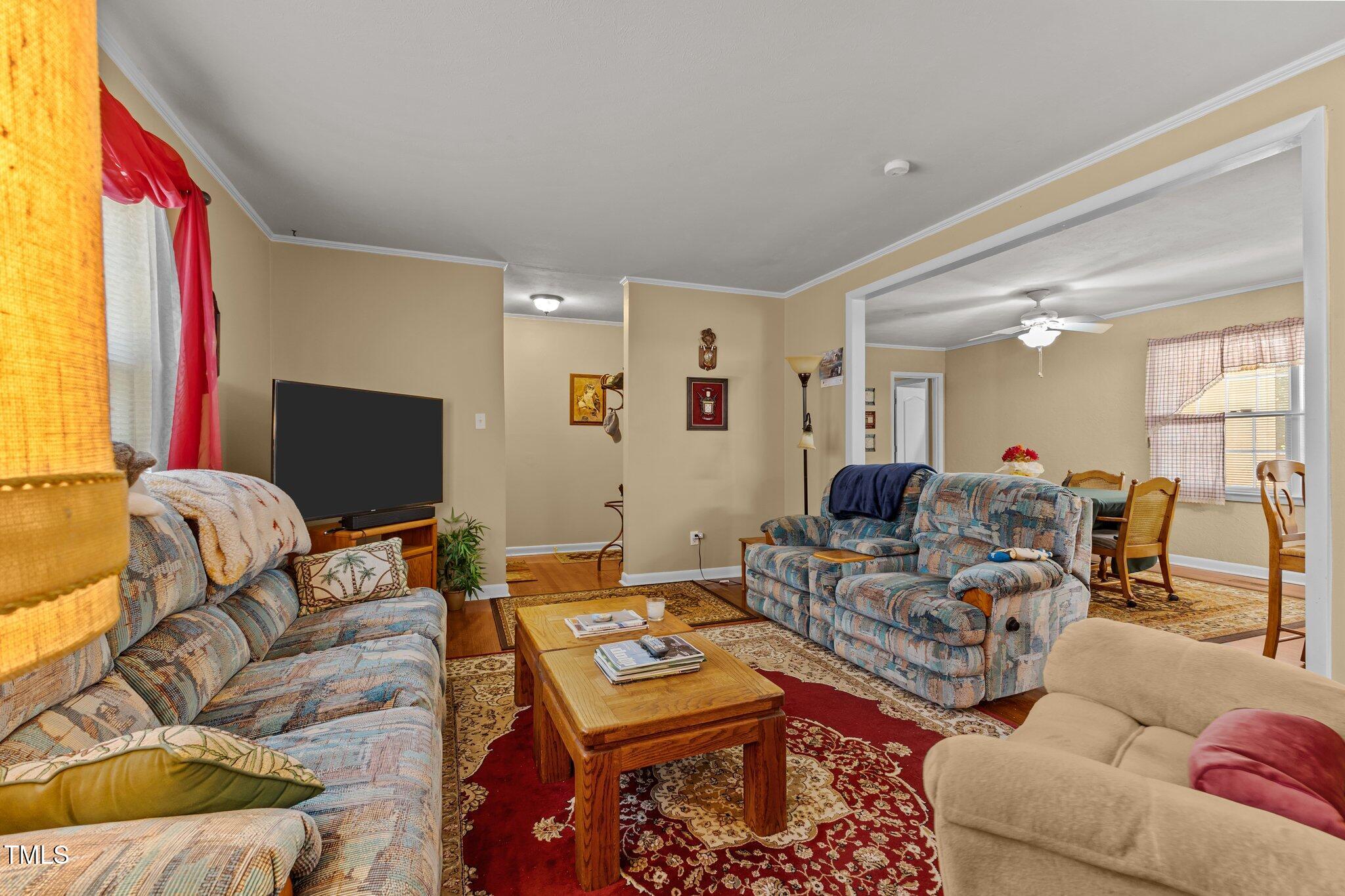 2809 Skycrest Drive