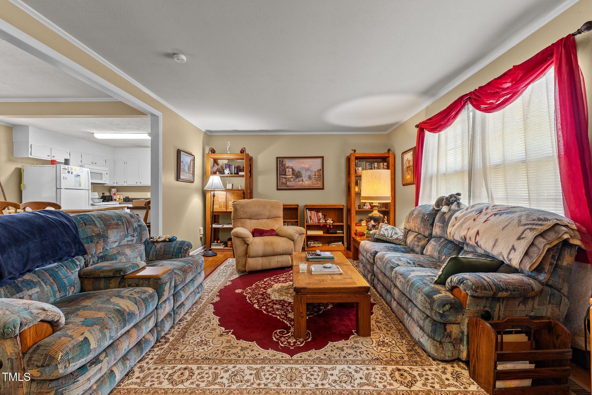 2809 Skycrest Drive