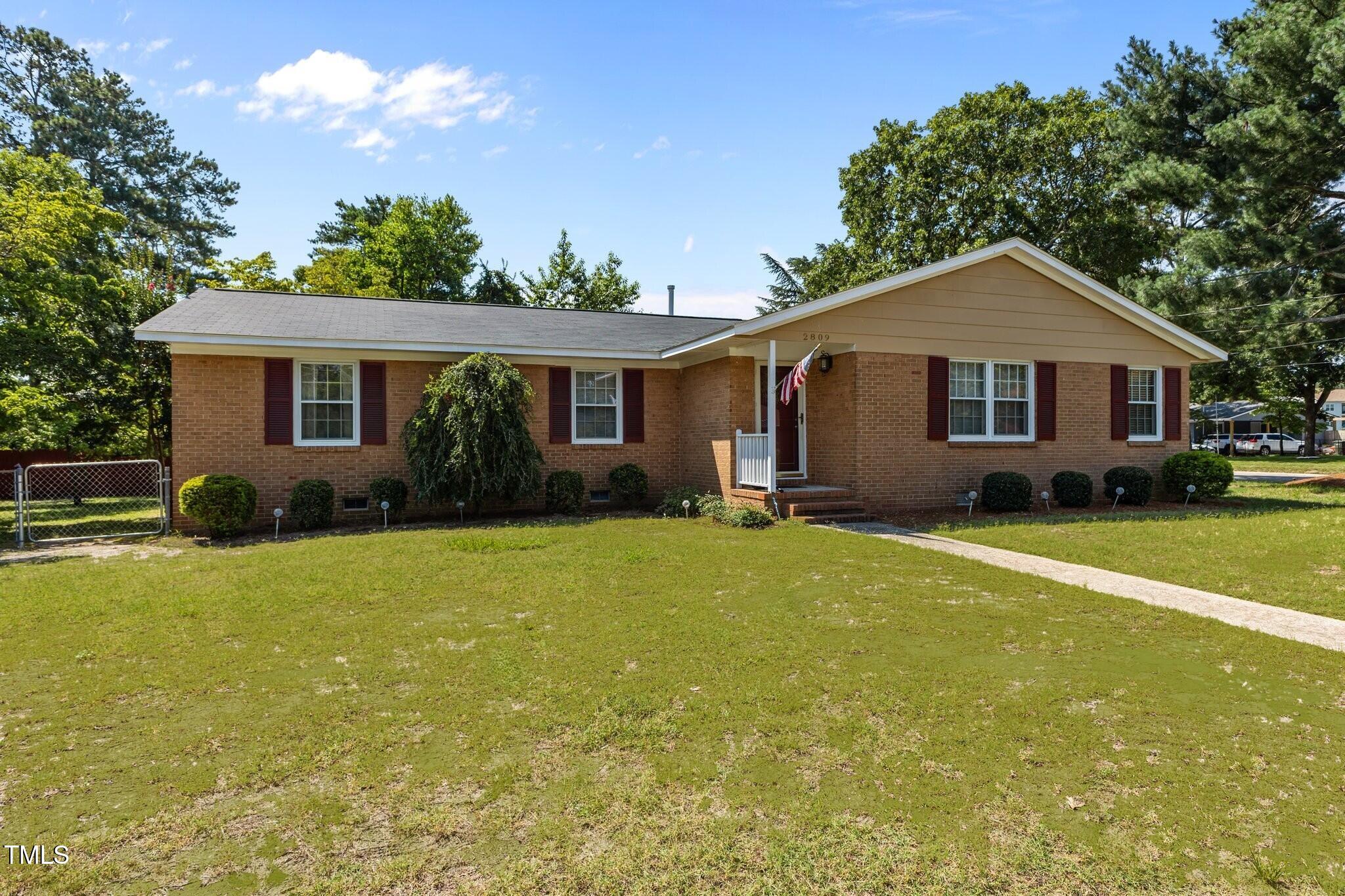 2809 Skycrest Drive