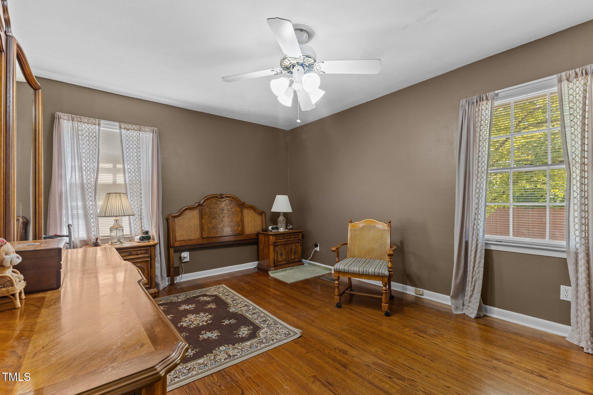 2809 Skycrest Drive