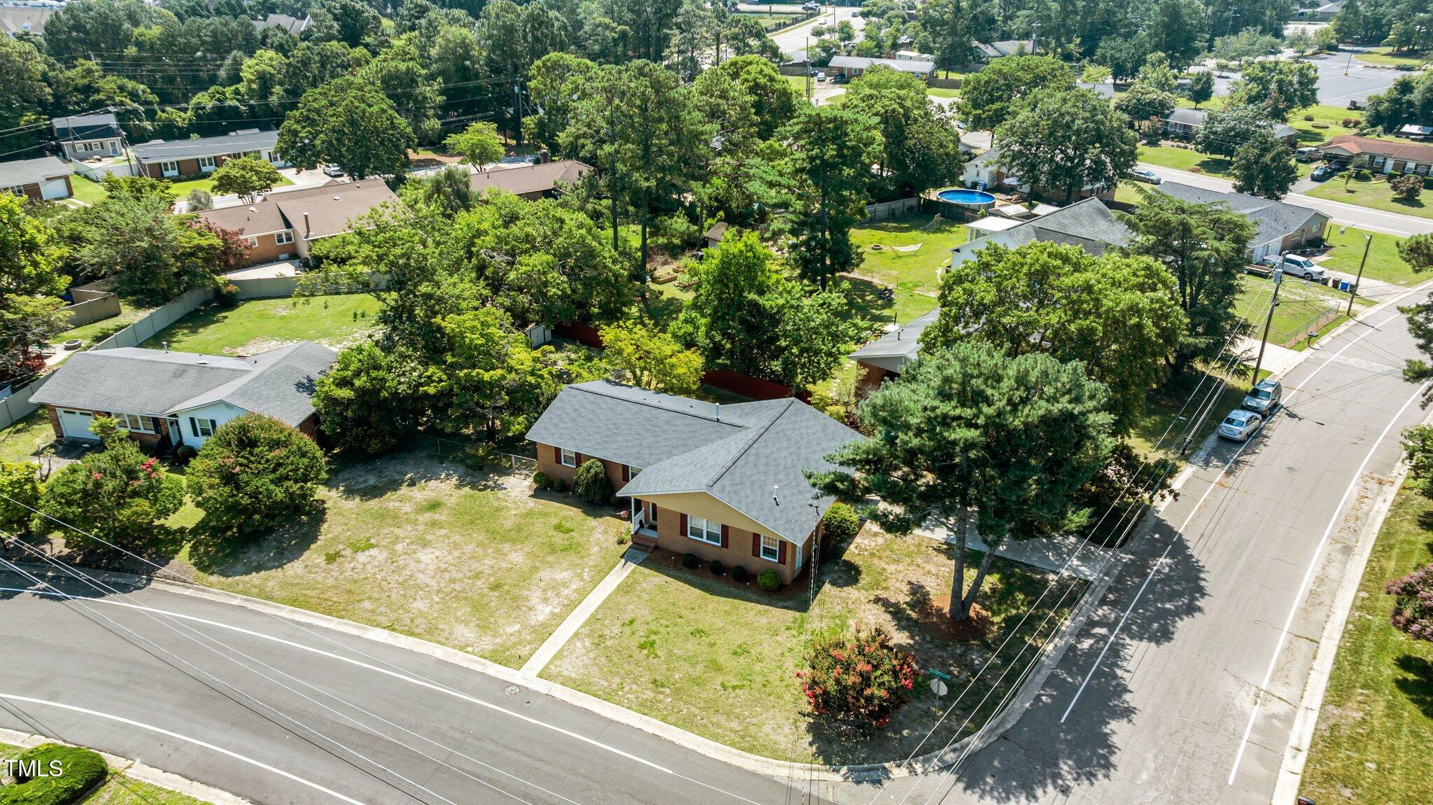 2809 Skycrest Drive