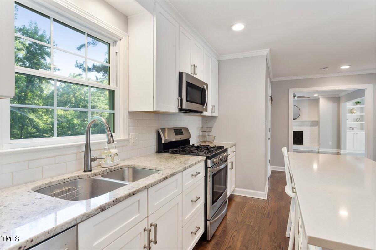 5509 Cliffwood Court