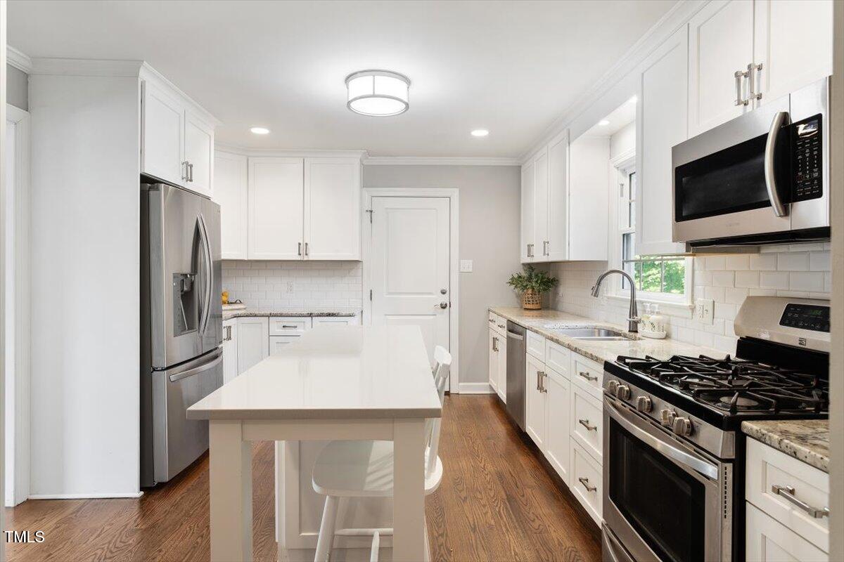 5509 Cliffwood Court