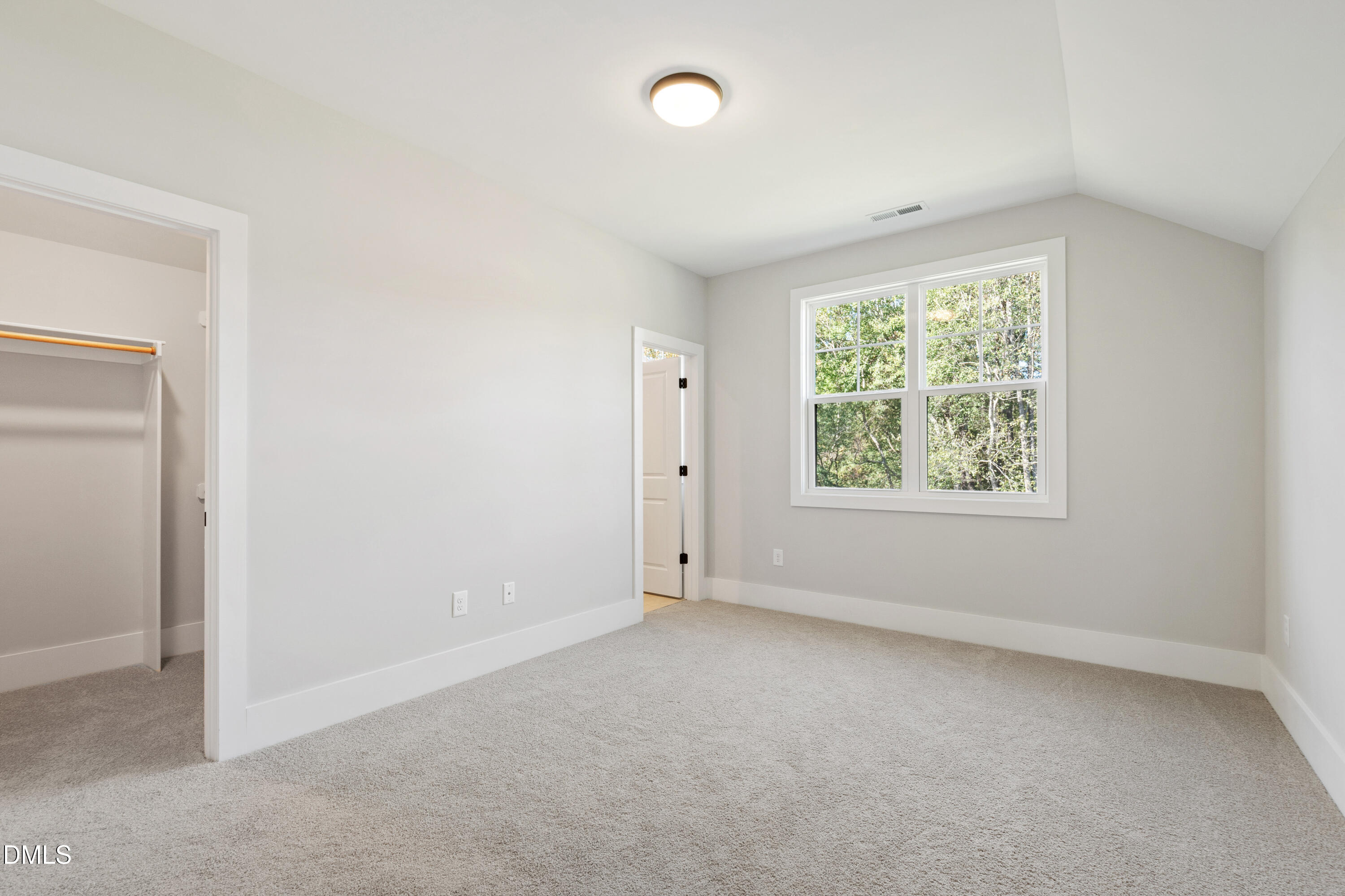 110 Broadleaf Lane